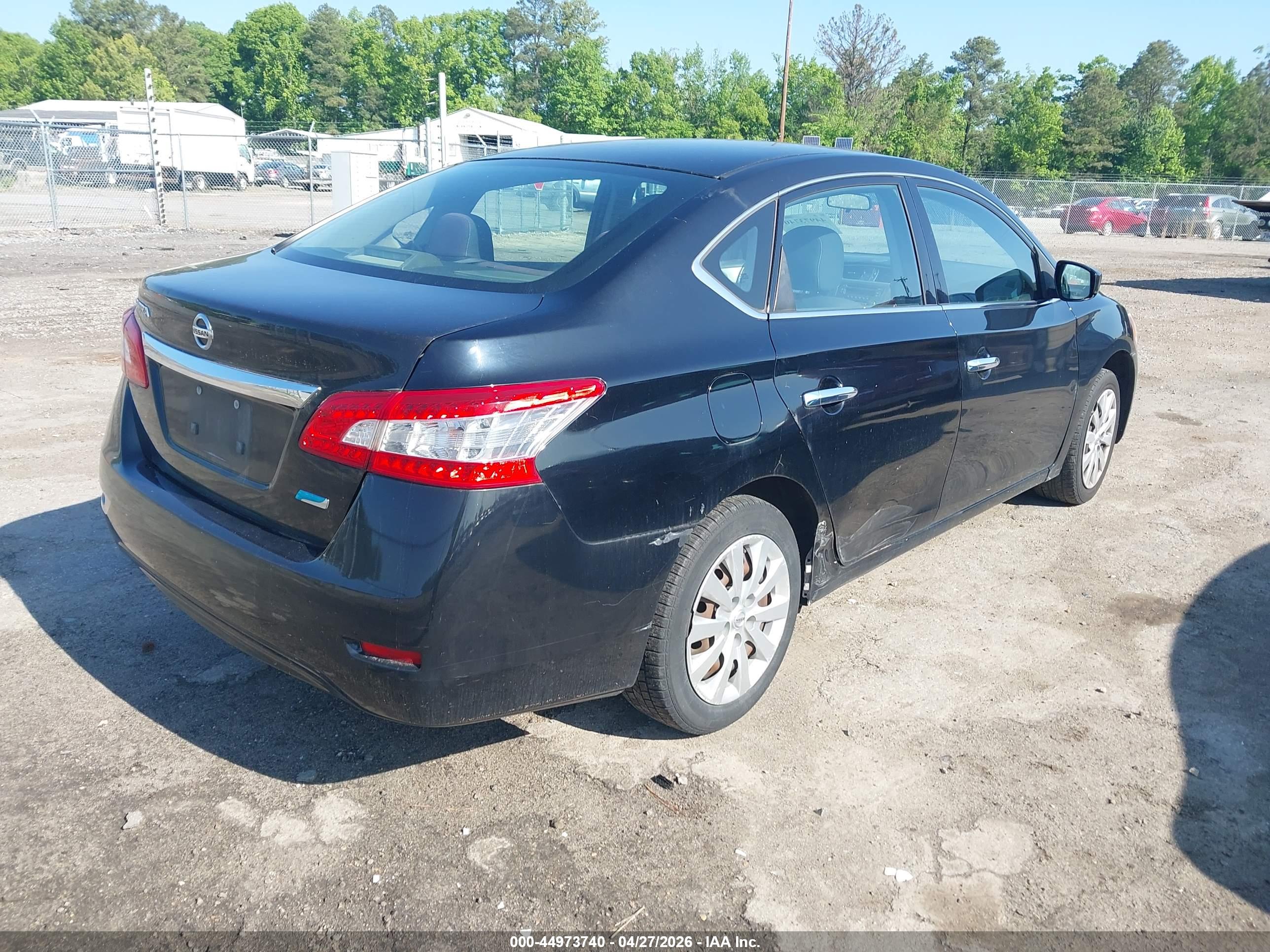 NISSAN SENTRA image 4
