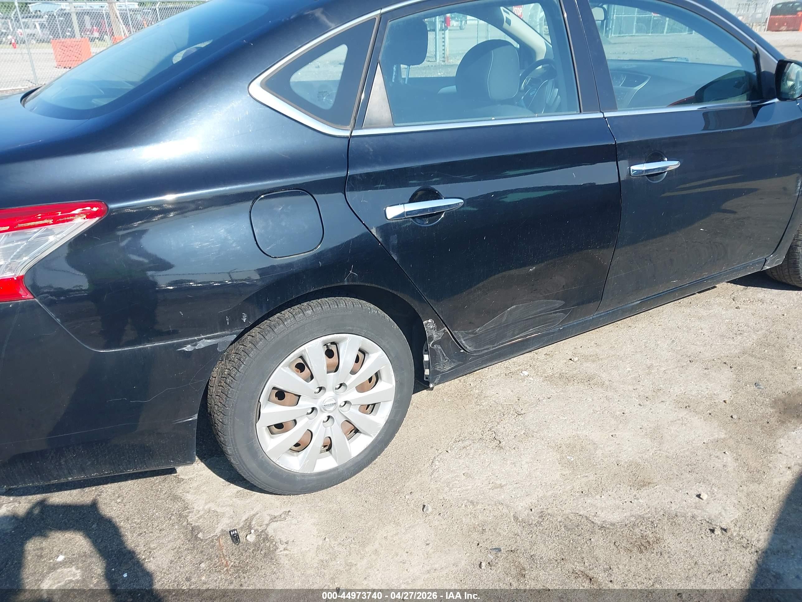 NISSAN SENTRA image 6