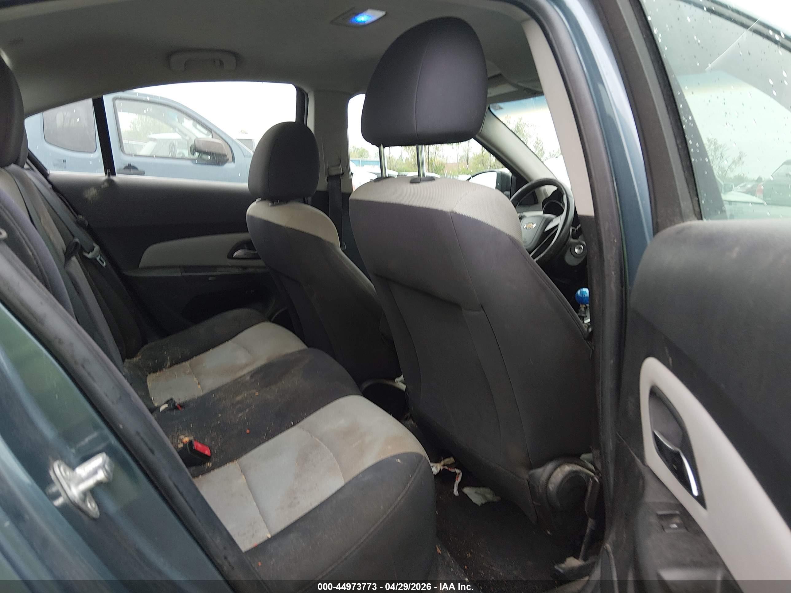 CHEVROLET CRUZE image 8