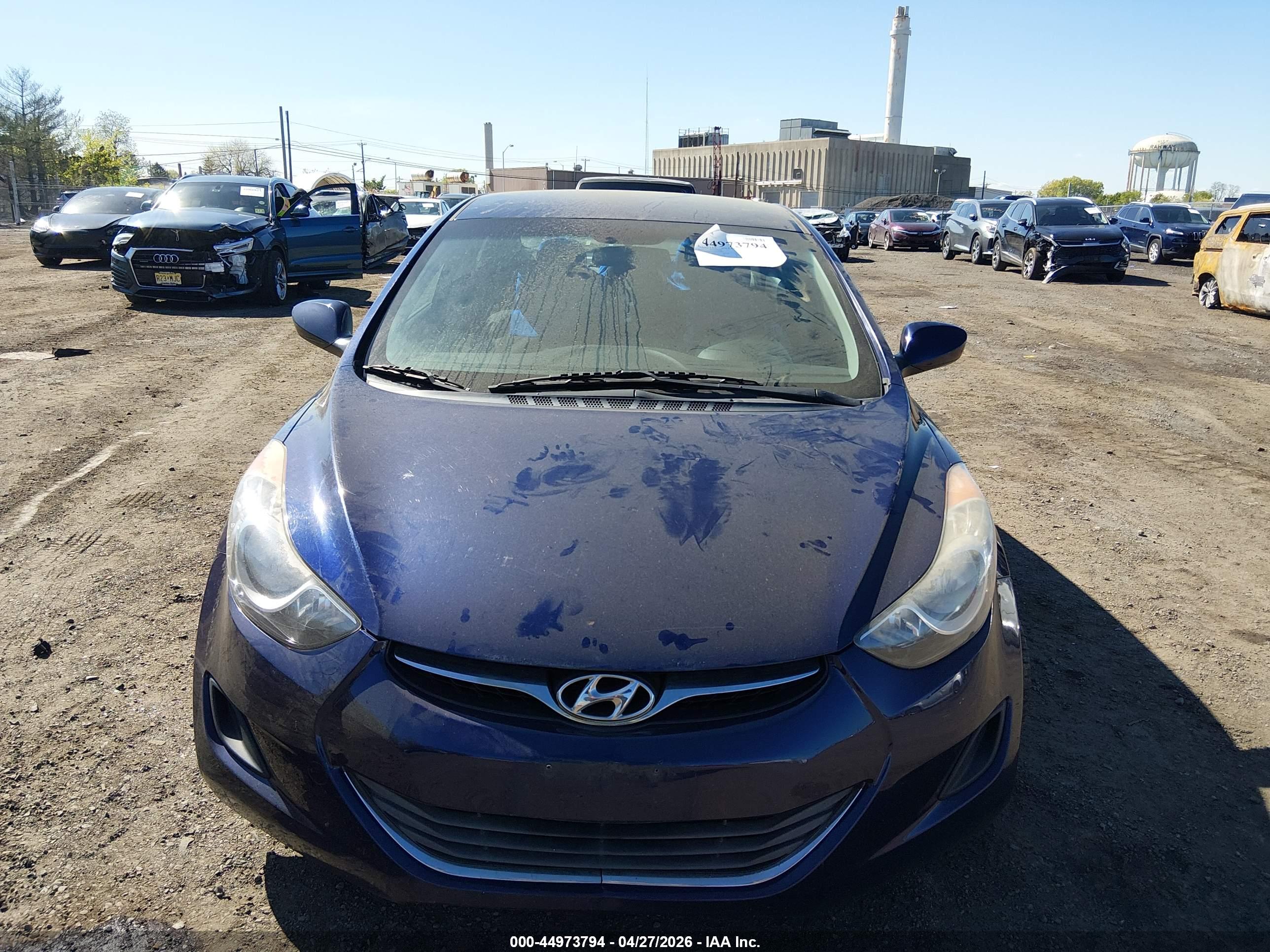 HYUNDAI ELANTRA image 6