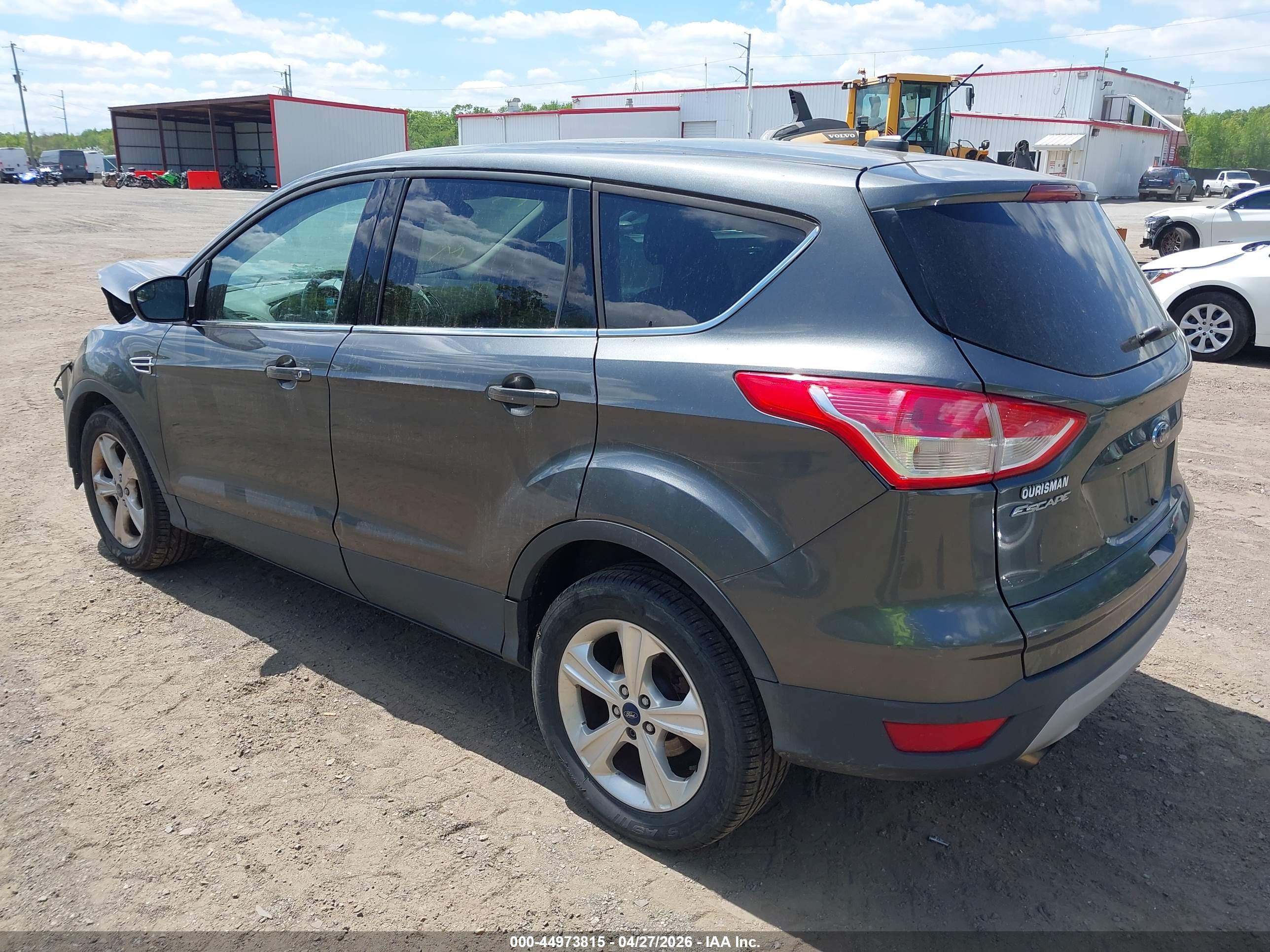 FORD ESCAPE image 3