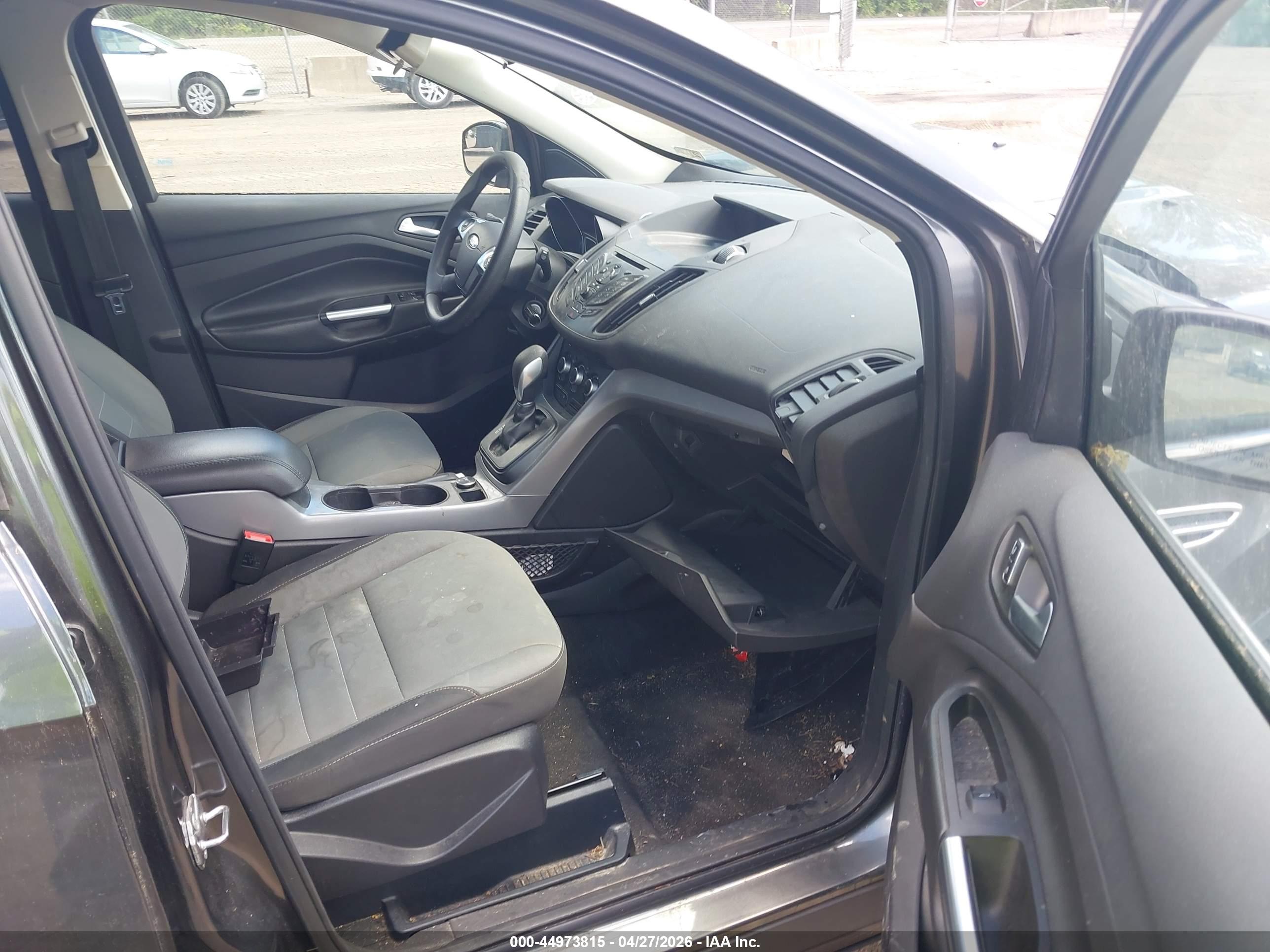 FORD ESCAPE image 5