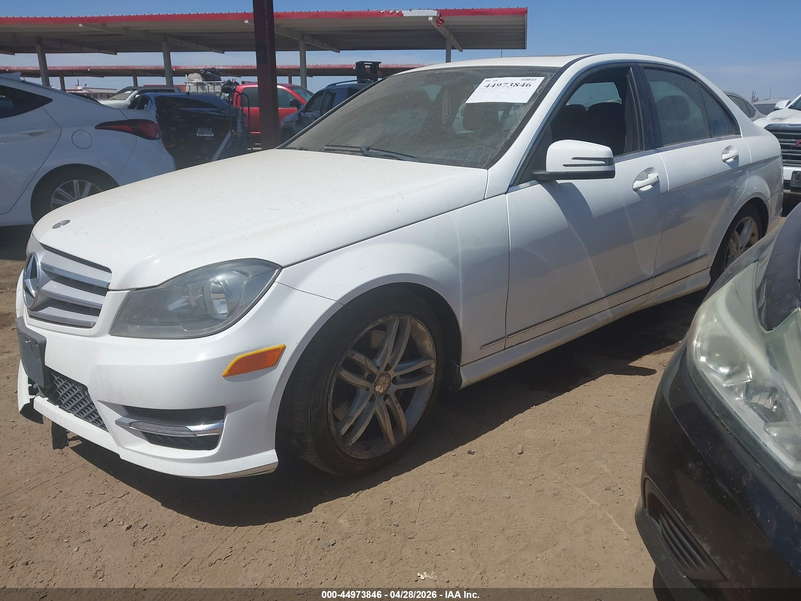 MERCEDES-BENZ C image 2