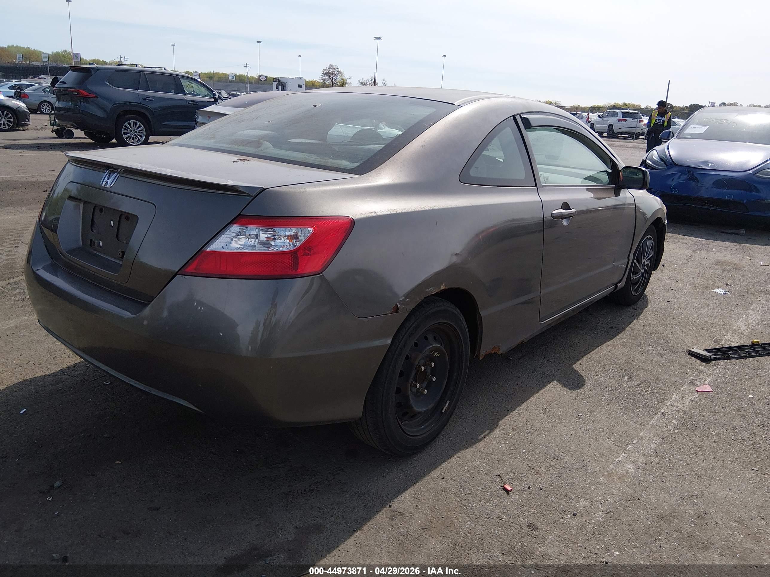 HONDA CIVIC image 4