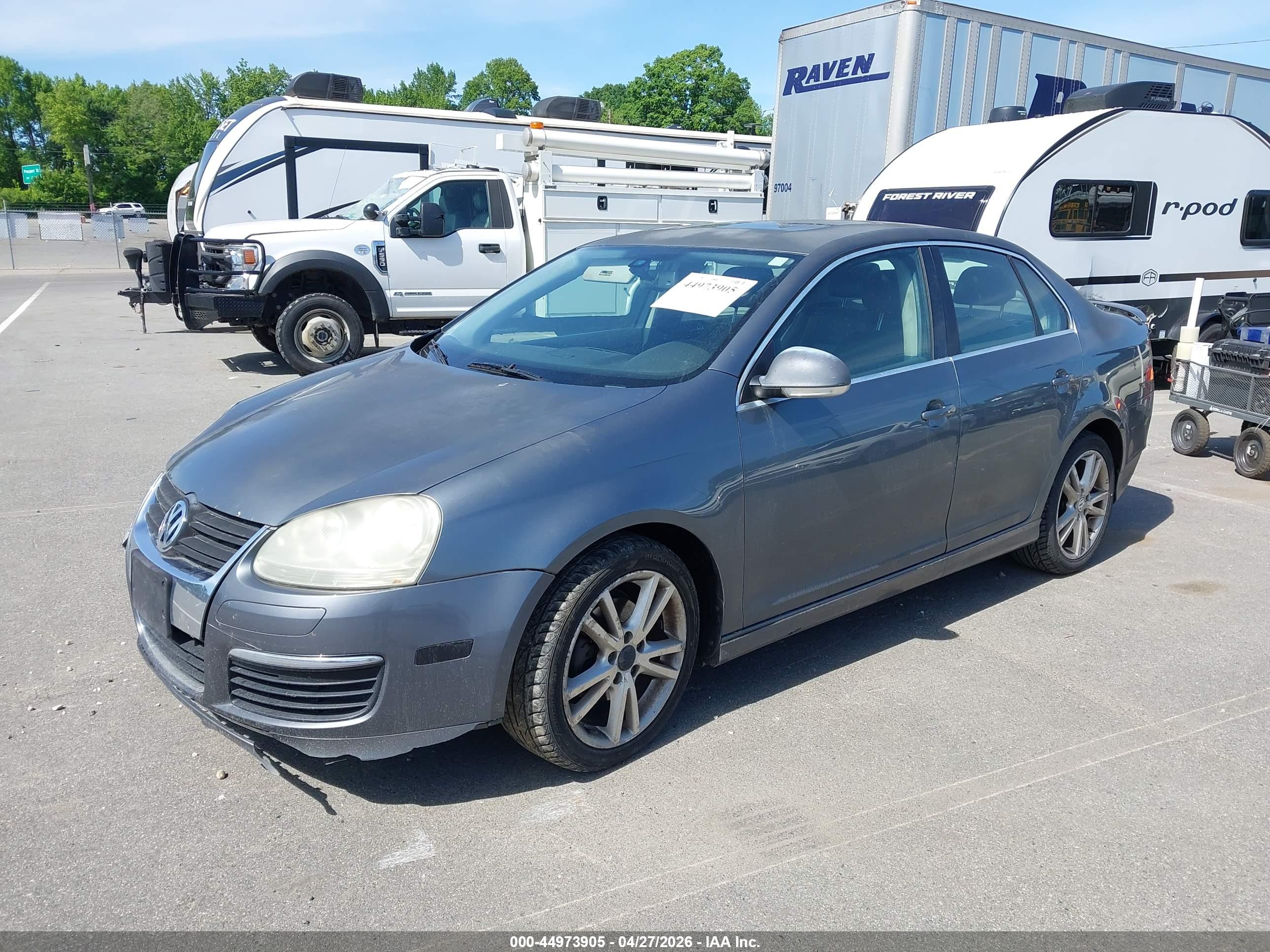 VOLKSWAGEN JETTA image 2