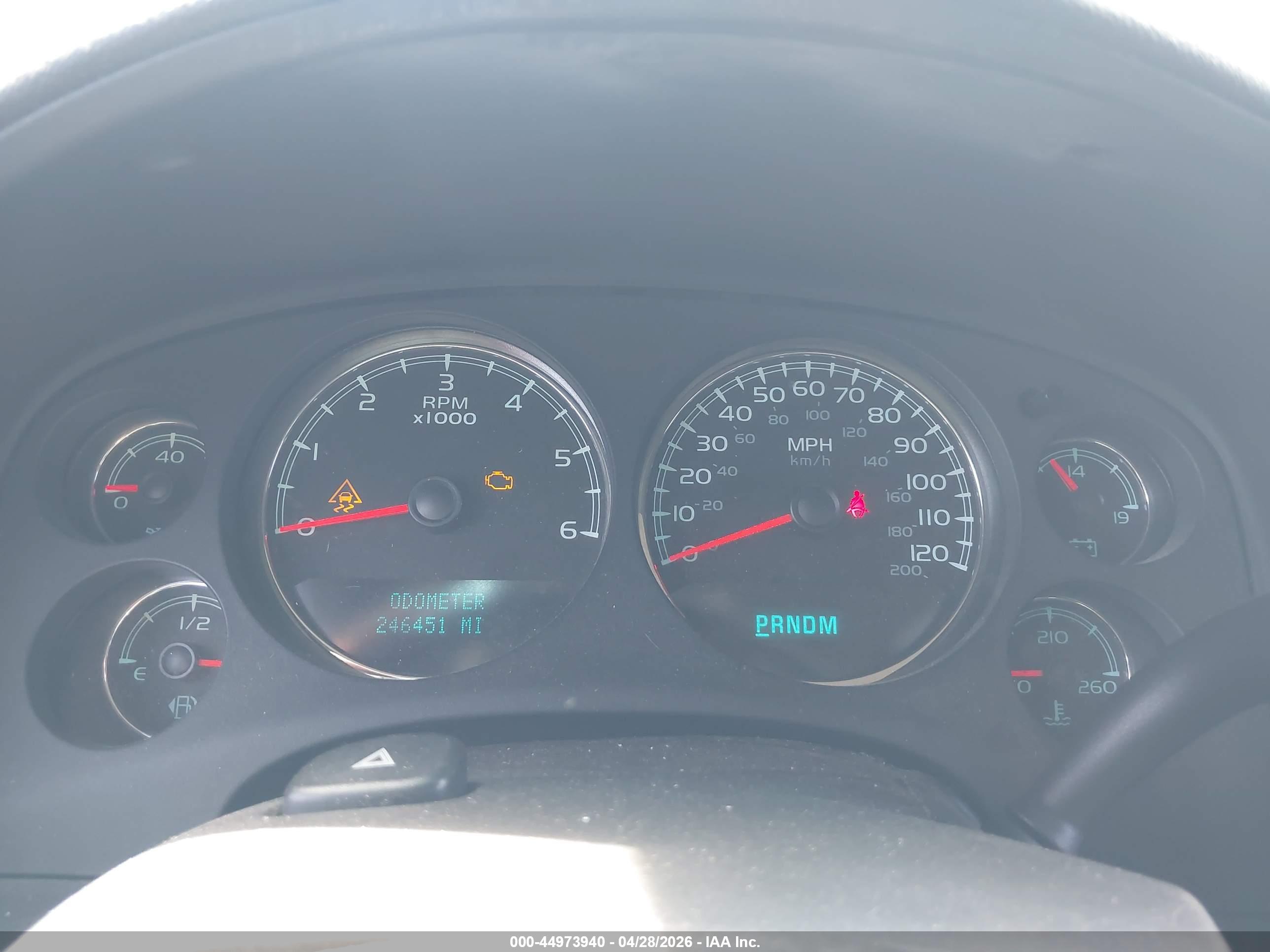 GMC YUKON image 7