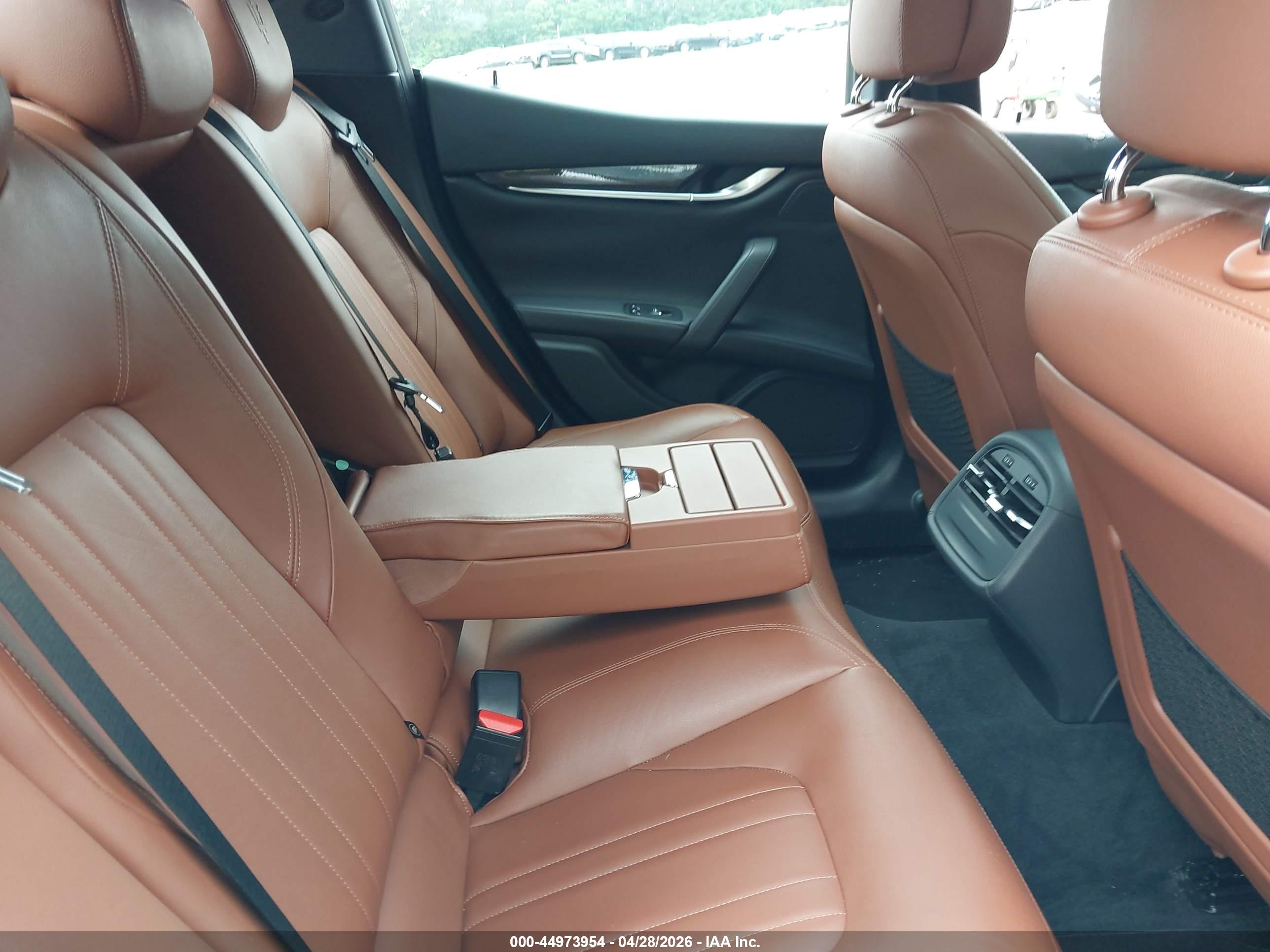 MASERATI GHIBLI image 8