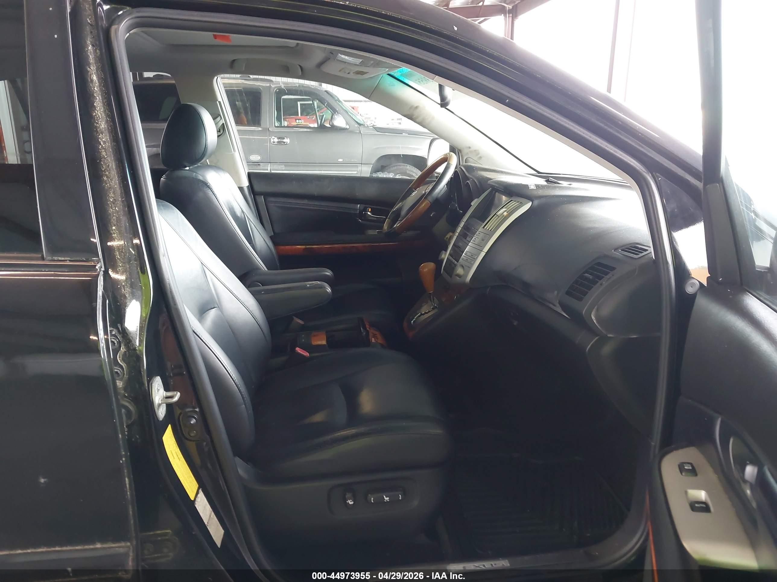 LEXUS RX image 5