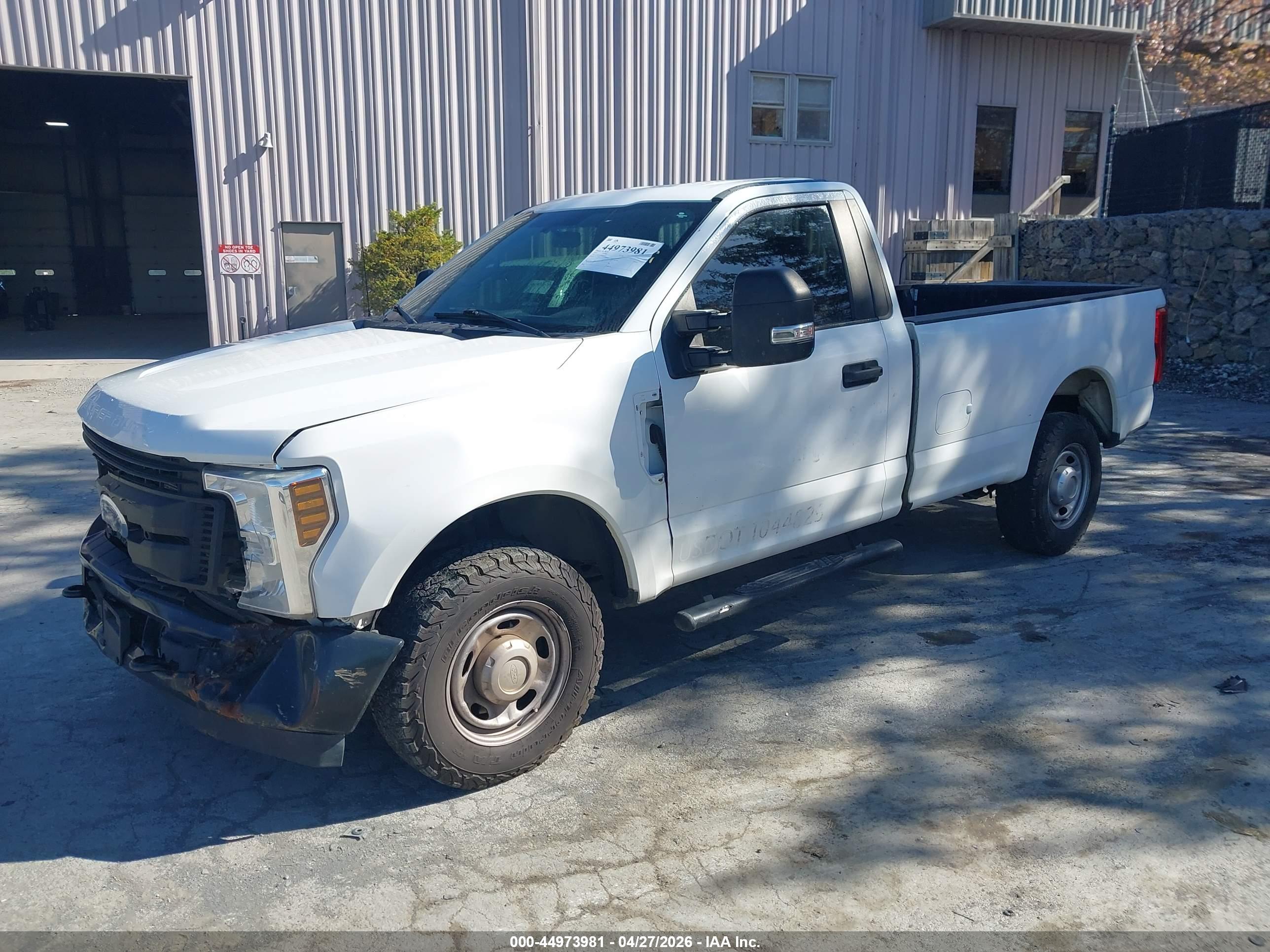 FORD F-350 image 2