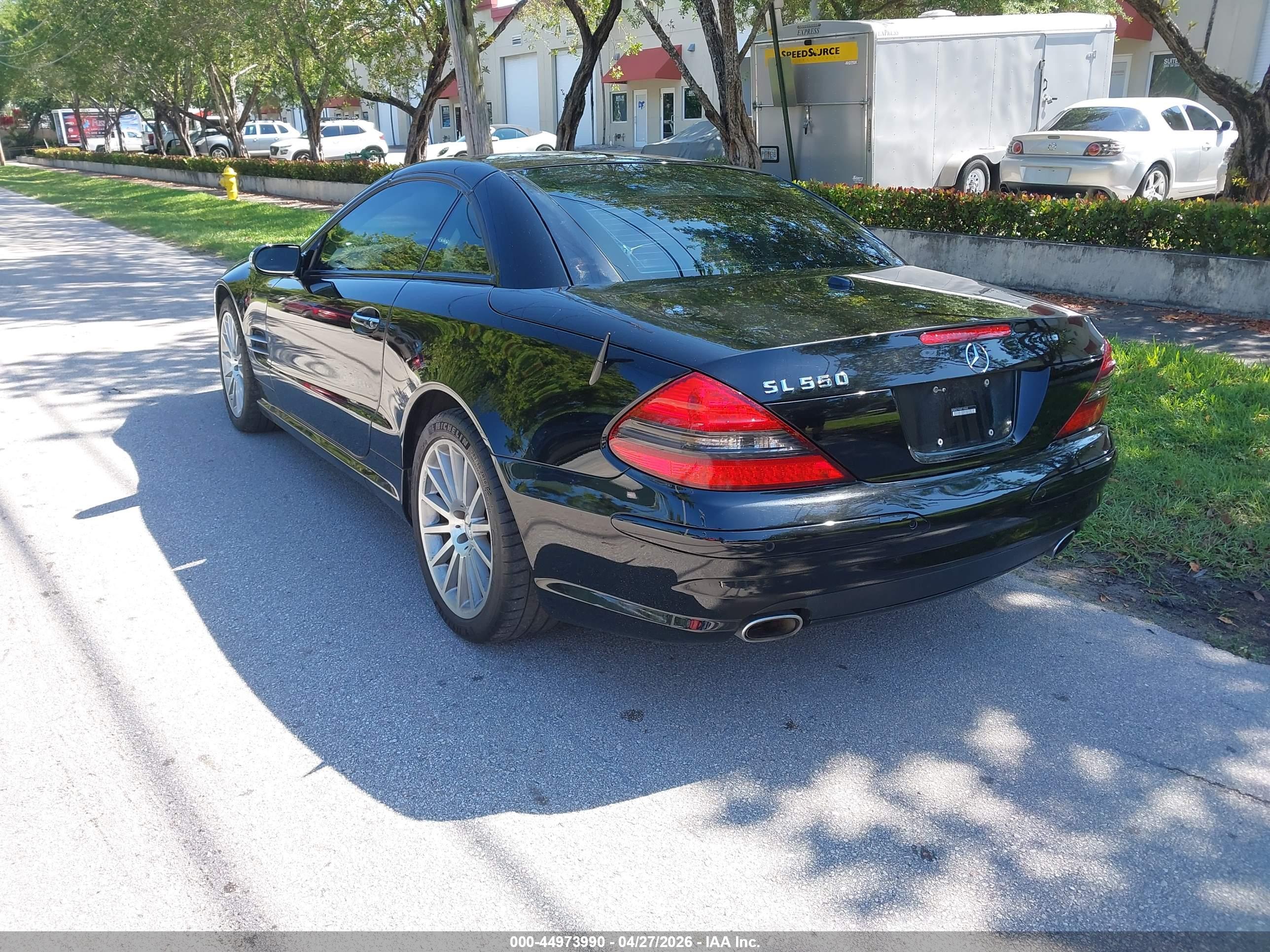 MERCEDES-BENZ SL image 3