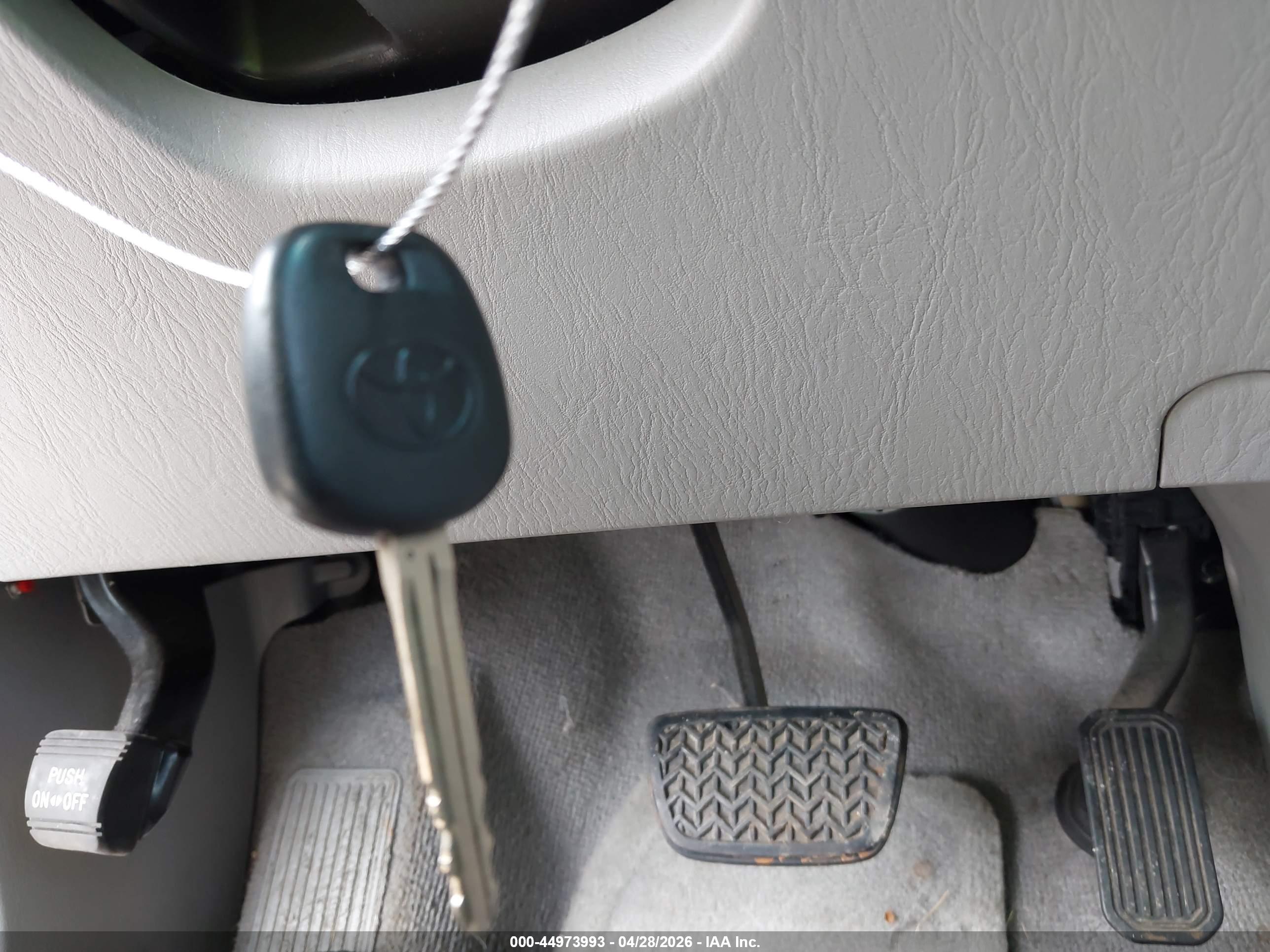 TOYOTA HIGHLANDER image 11