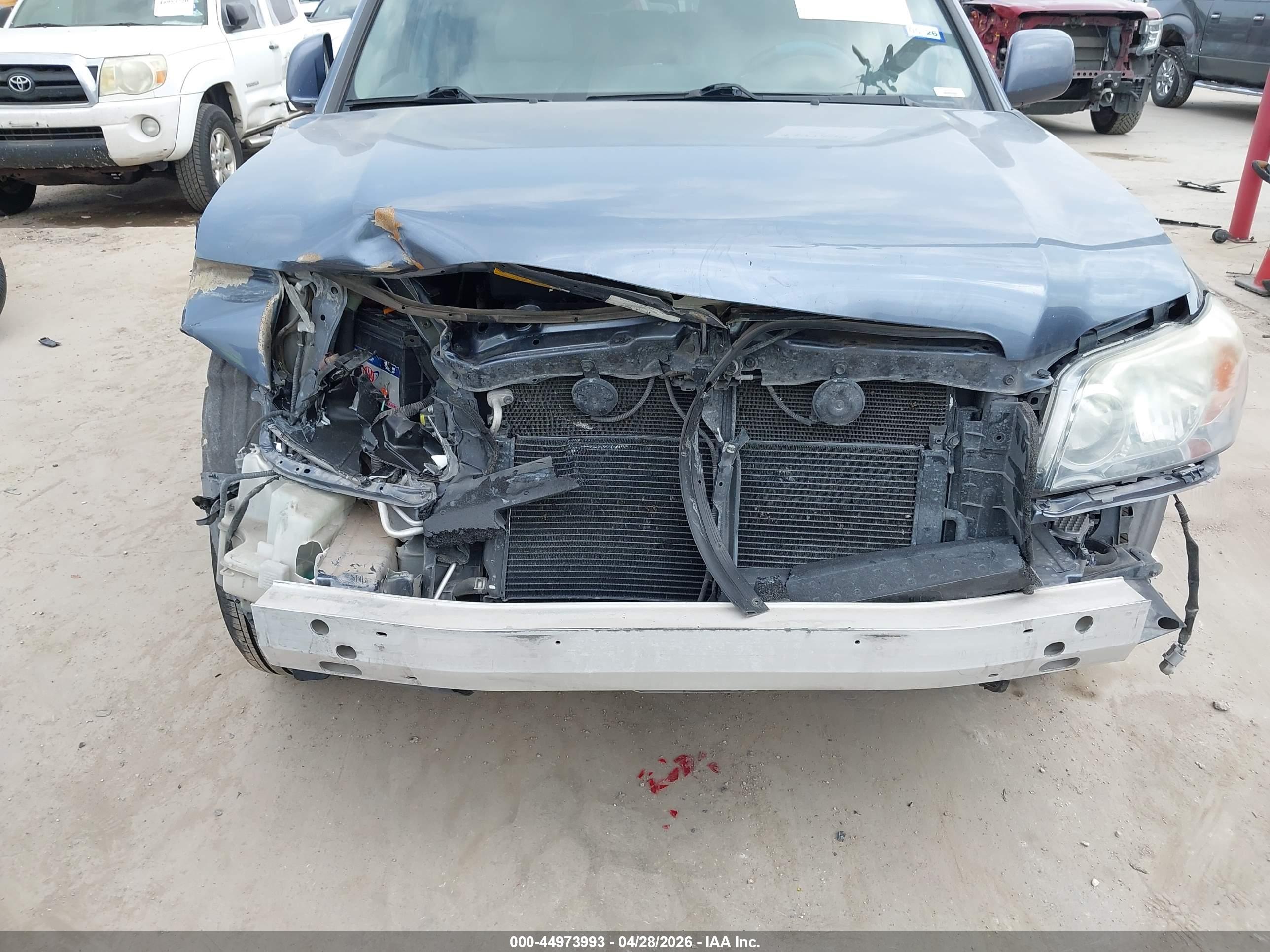 TOYOTA HIGHLANDER image 6
