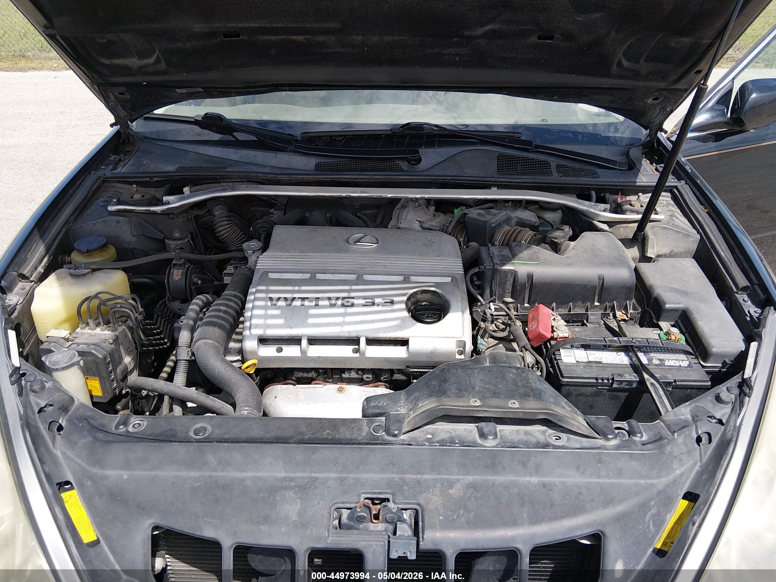 LEXUS ES image 10