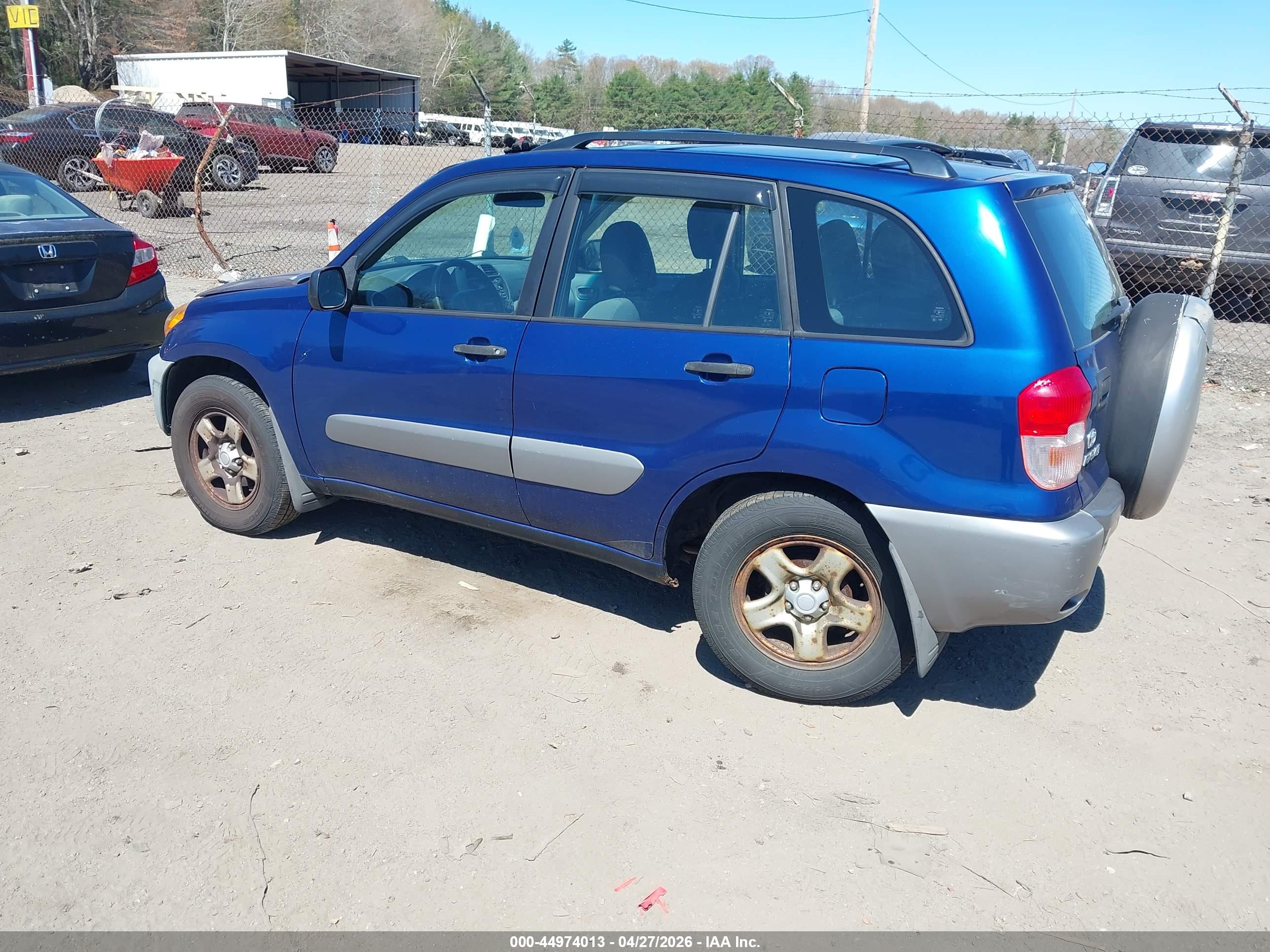 TOYOTA RAV4 image 3