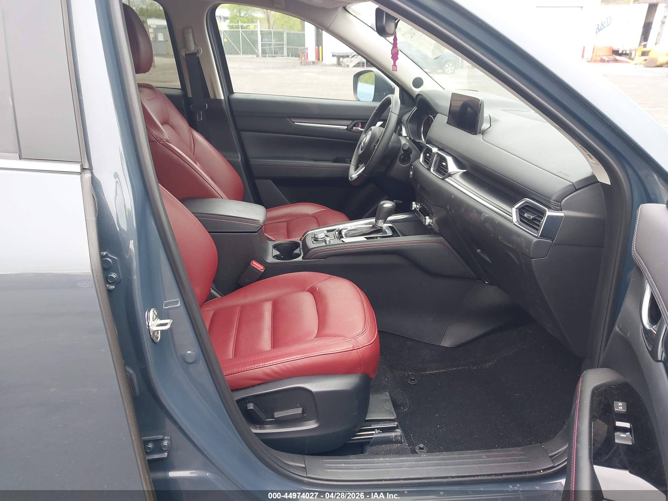 MAZDA CX-5 image 5