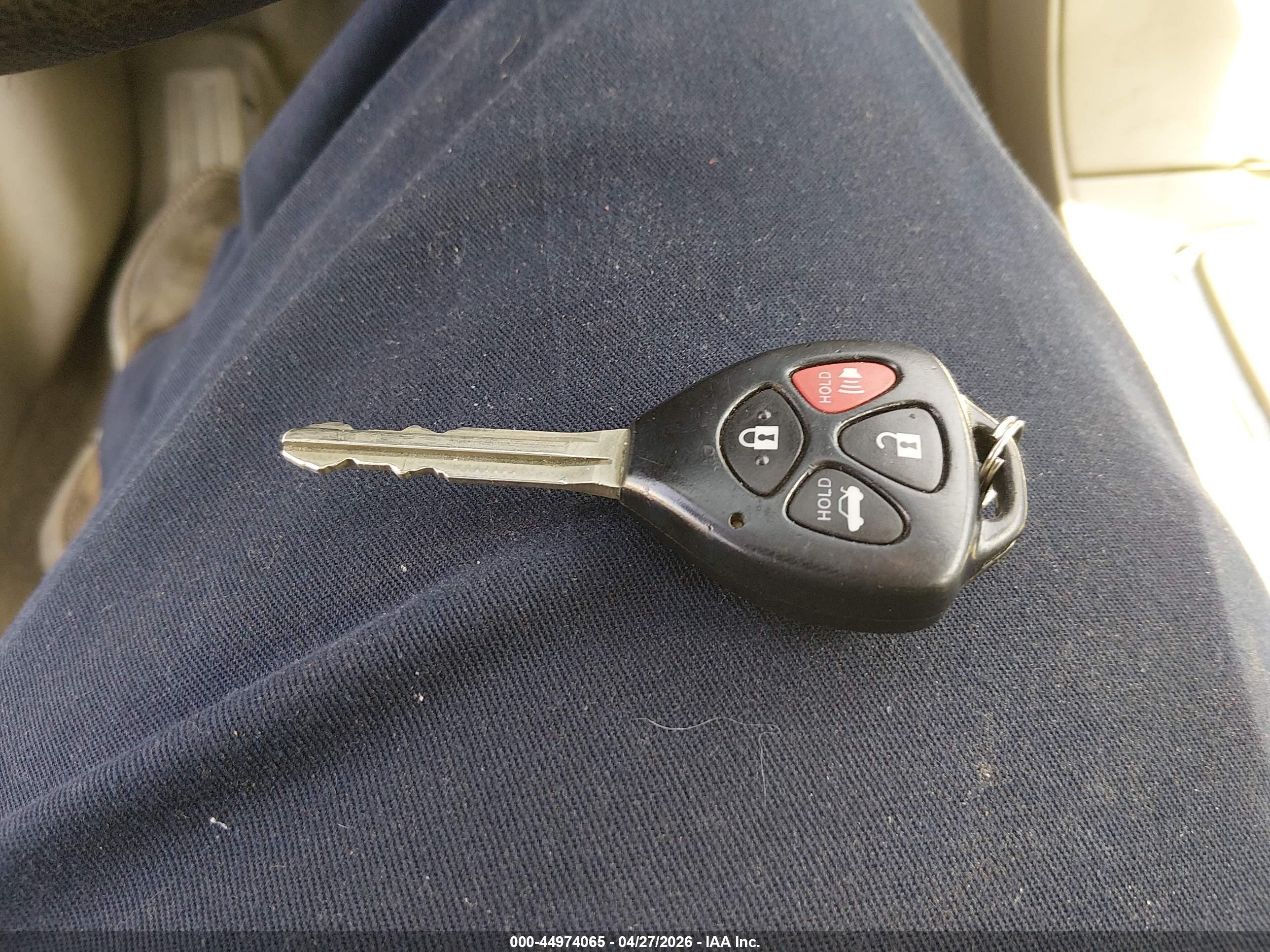 TOYOTA COROLLA image 11