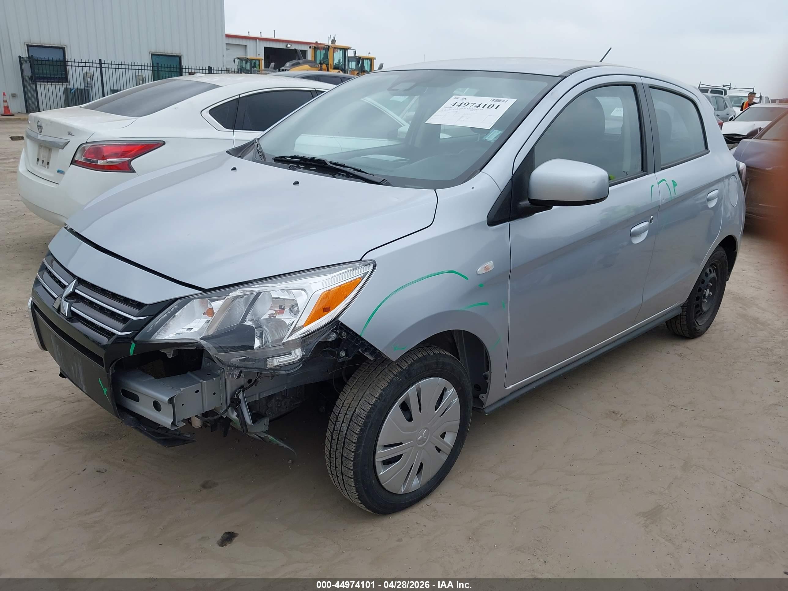 MITSUBISHI MIRAGE image 2