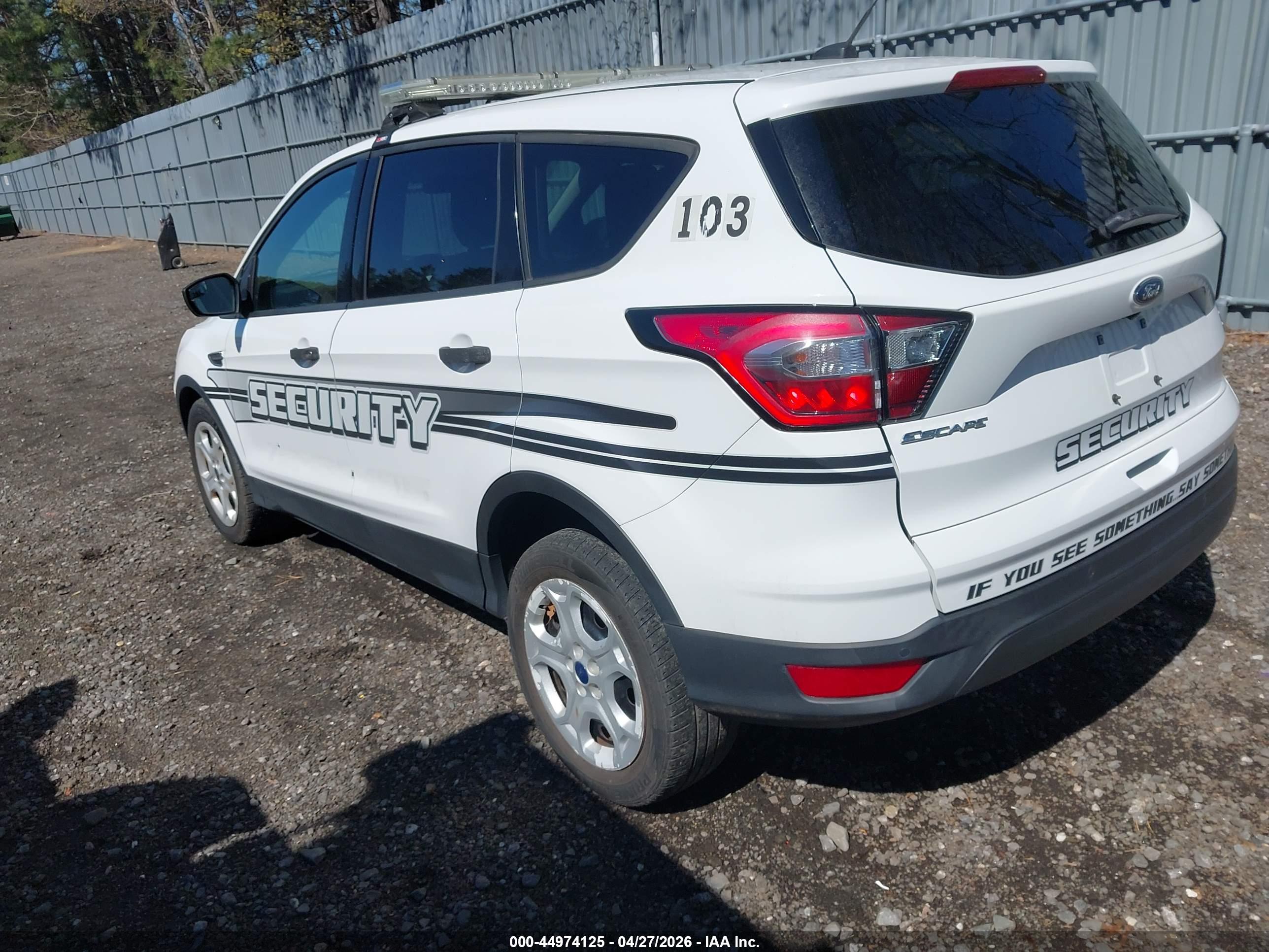 FORD ESCAPE image 3