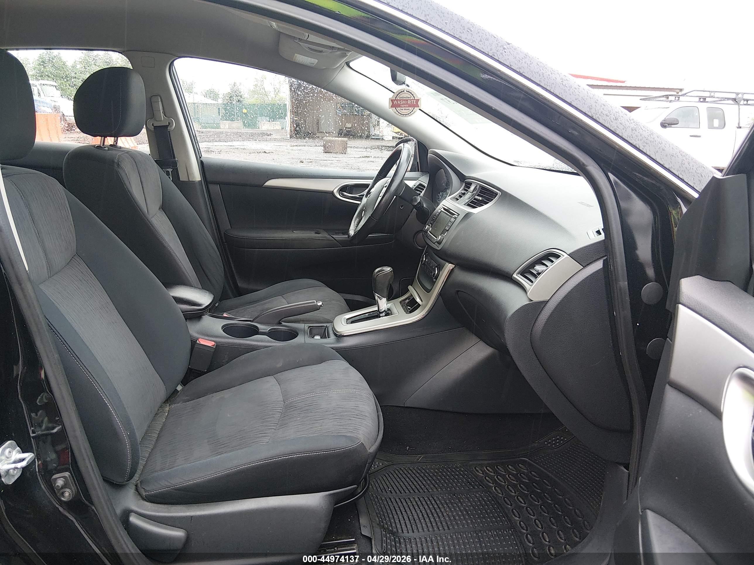 NISSAN SENTRA image 5