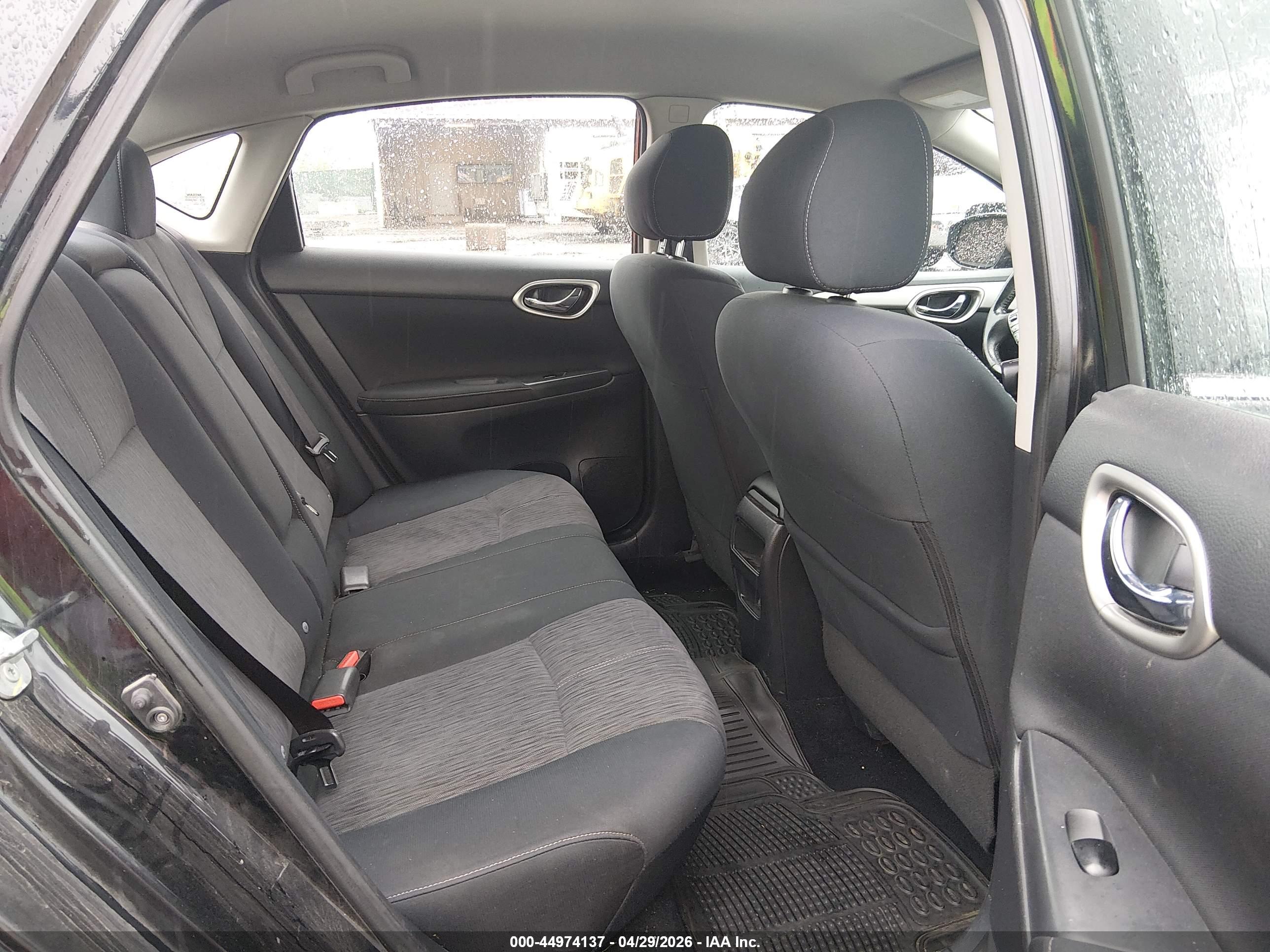 NISSAN SENTRA image 8
