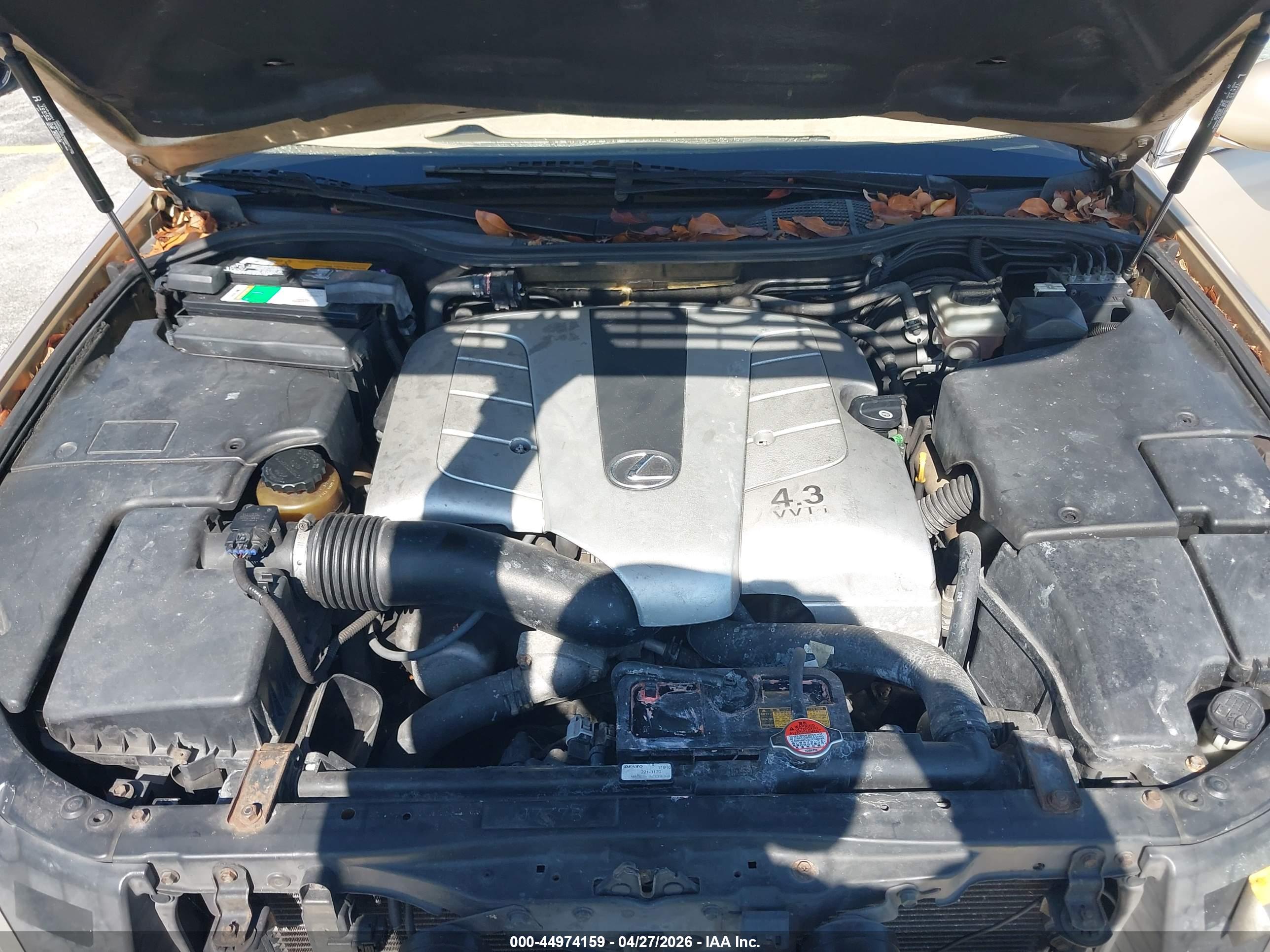 LEXUS LS image 10