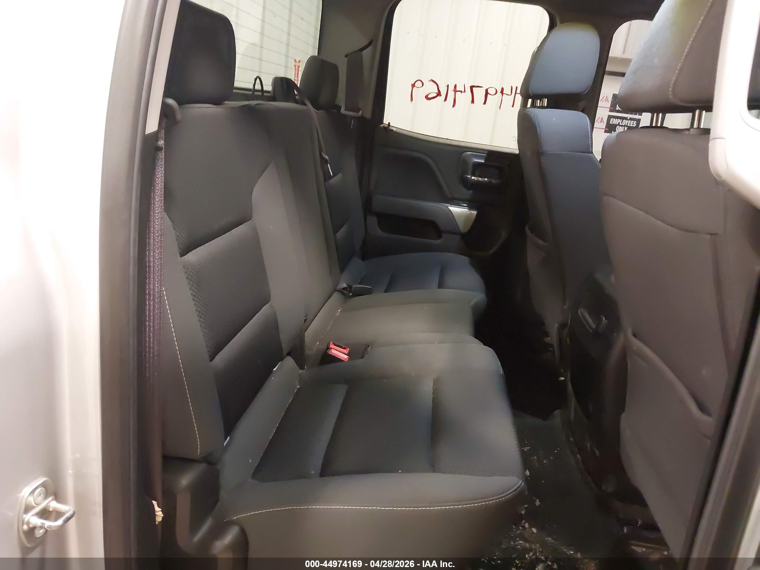 CHEVROLET SILVERADO image 8