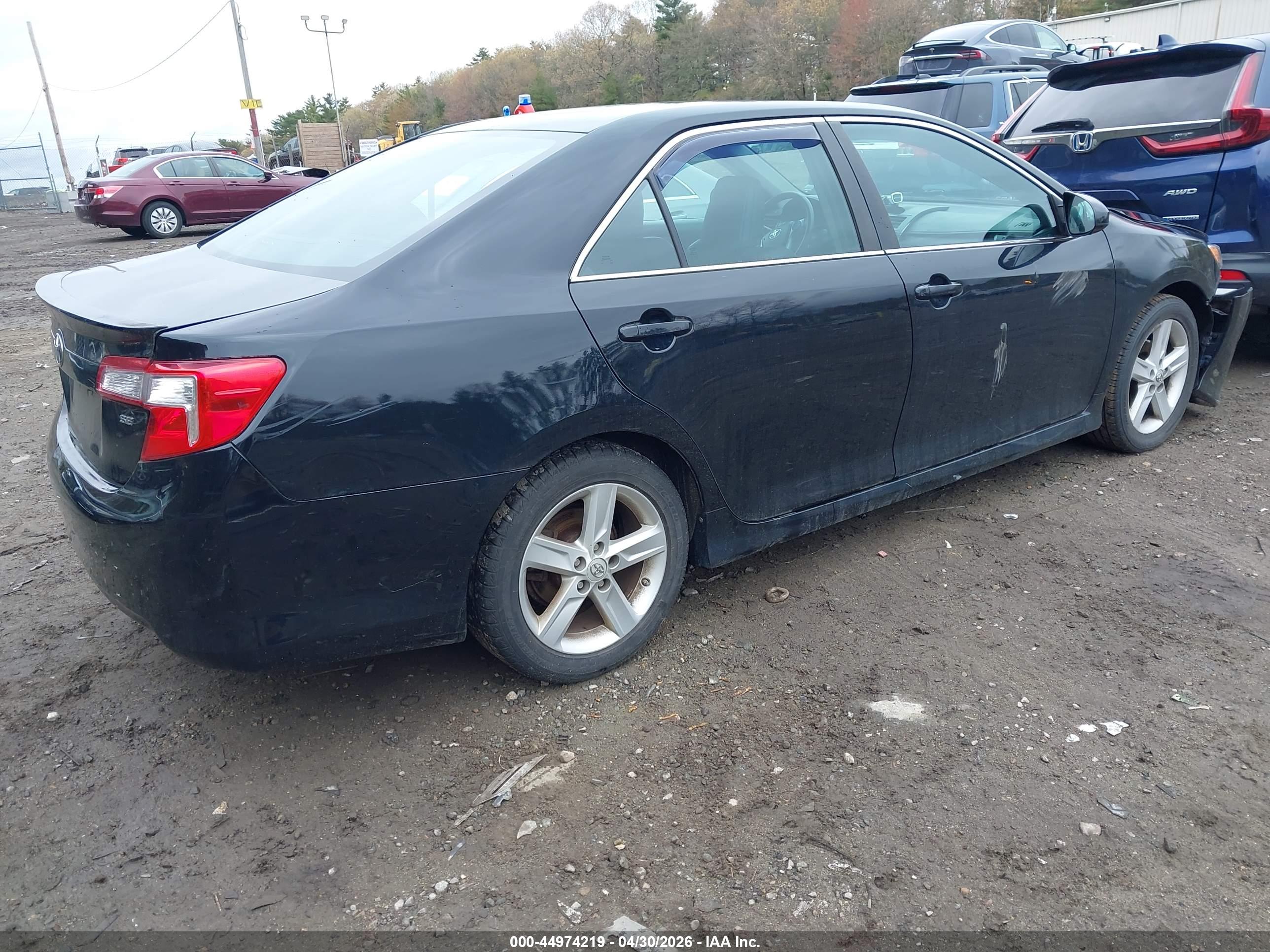 TOYOTA CAMRY image 4