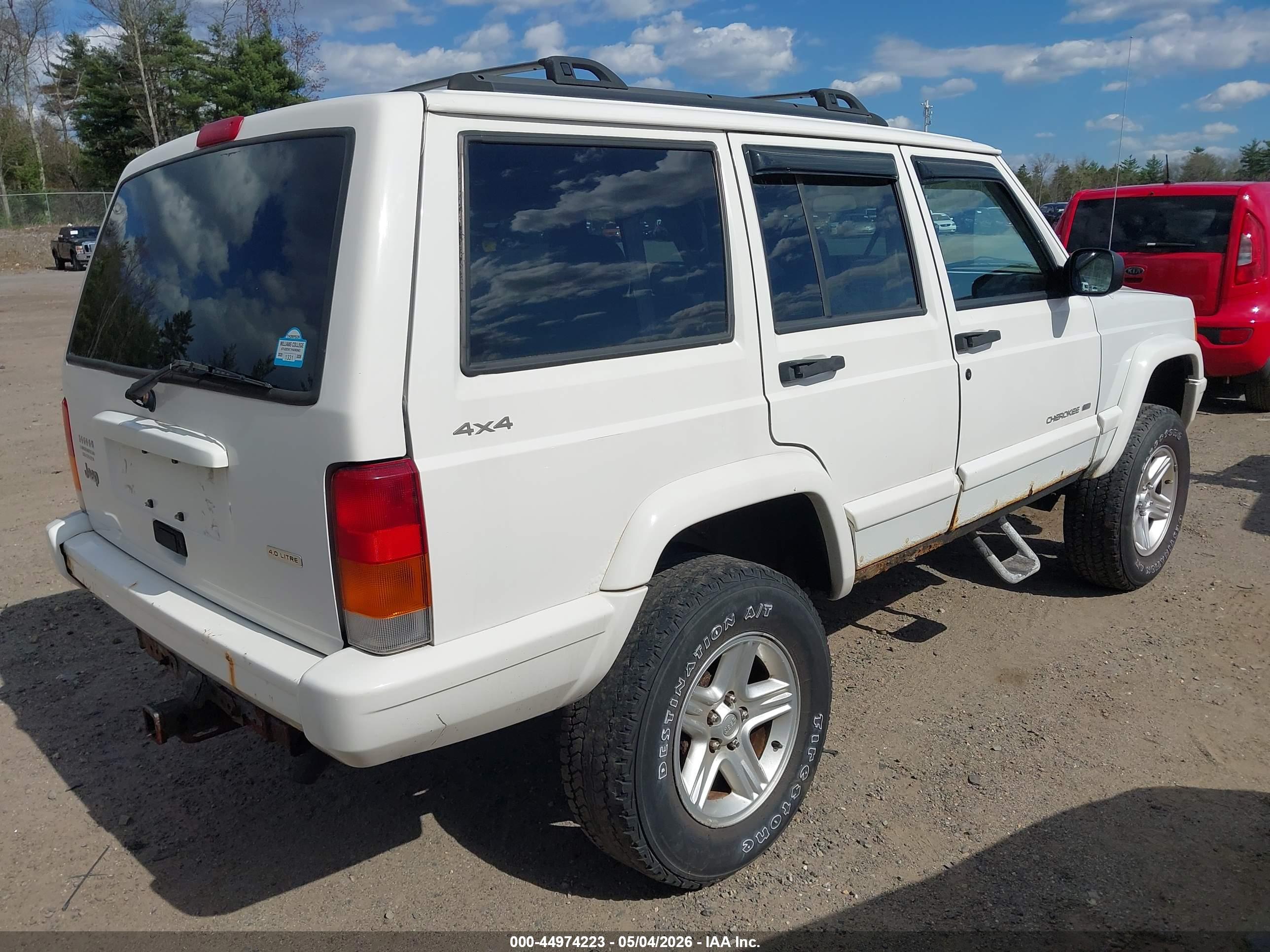 JEEP CHEROKEE image 4