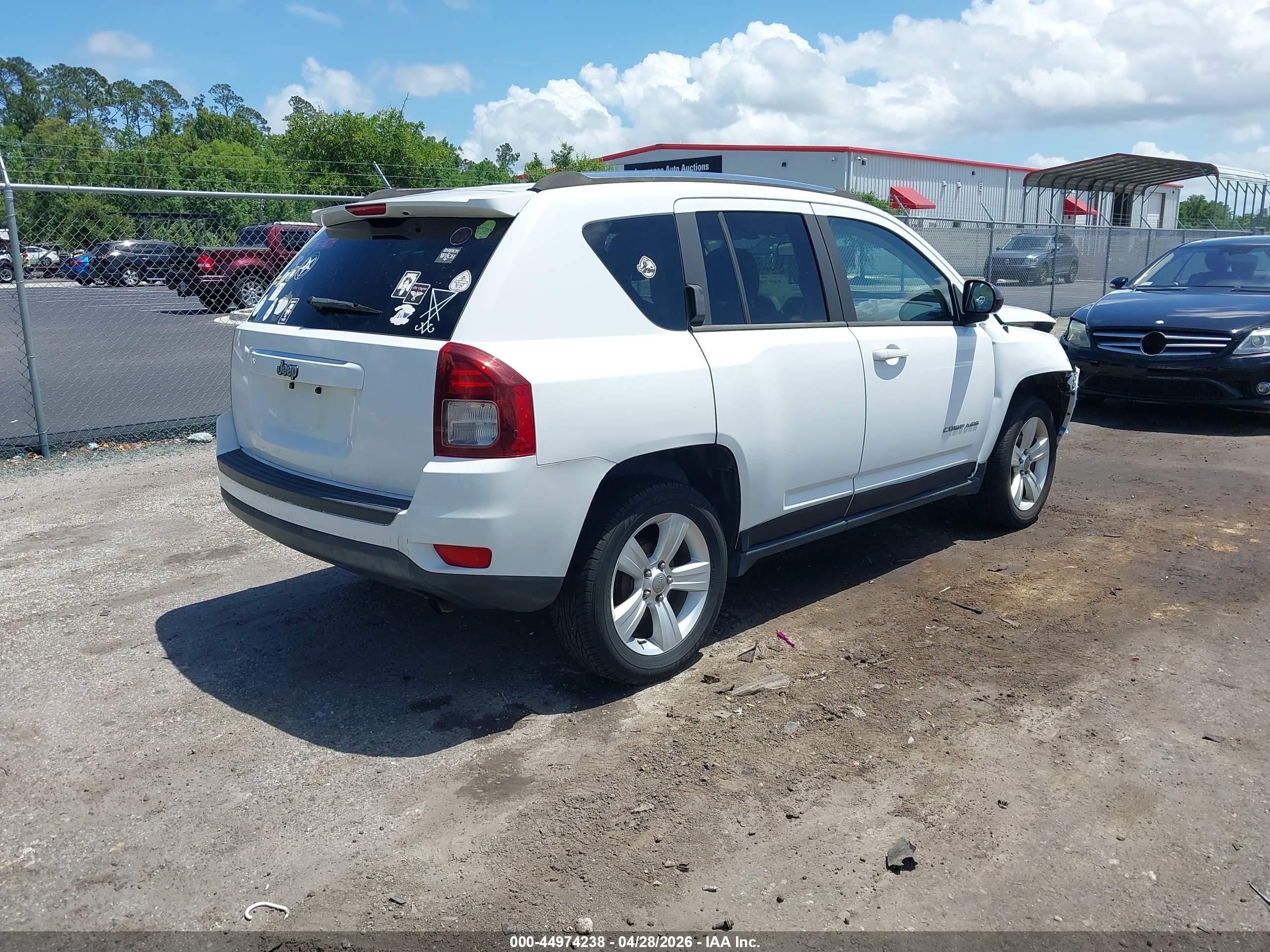 JEEP COMPASS image 4