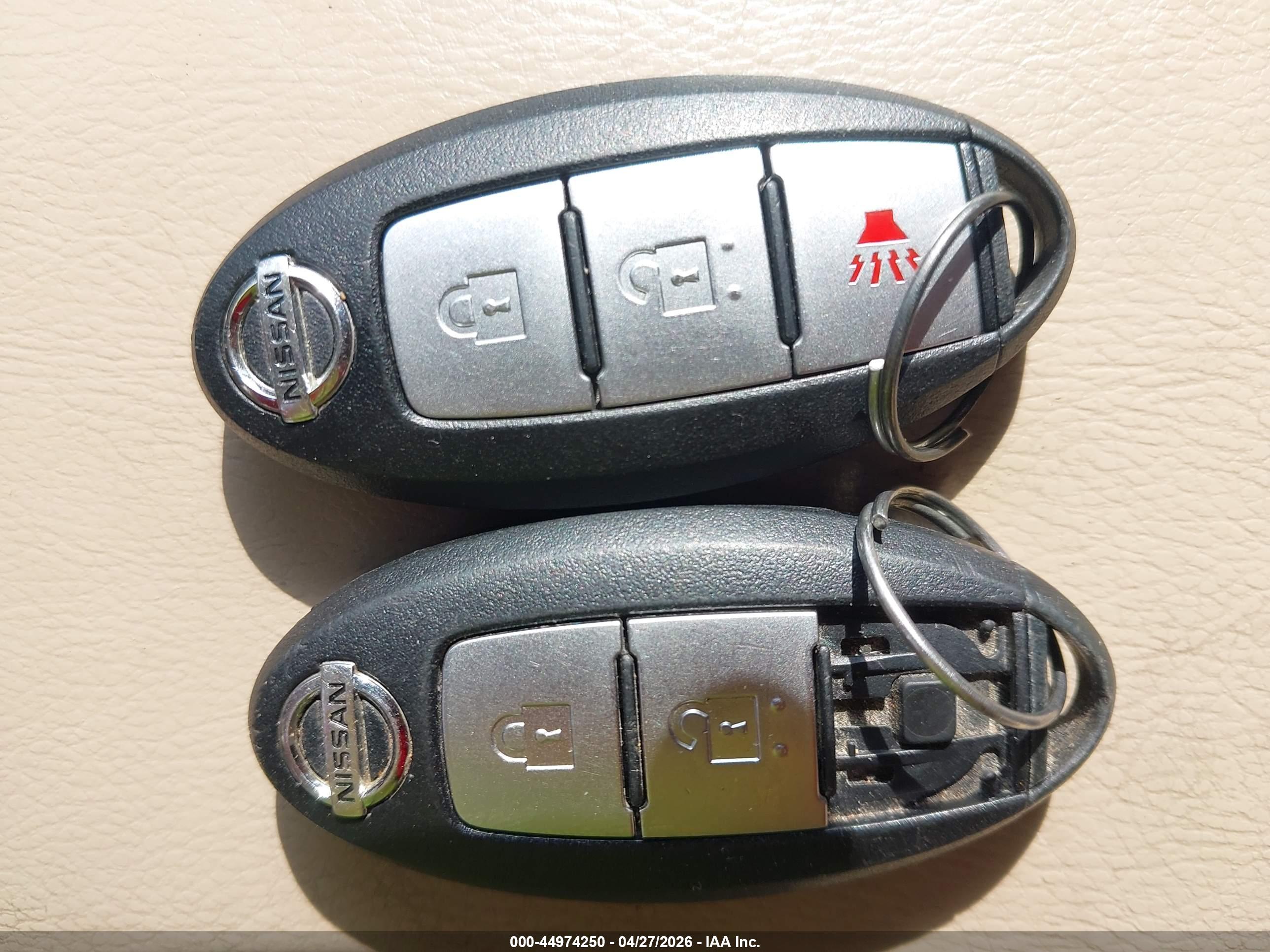 NISSAN ROGUE image 11