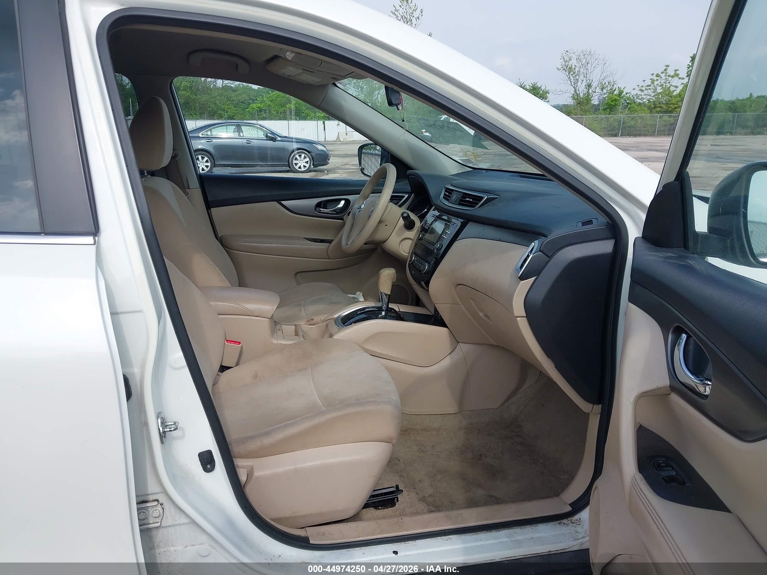 NISSAN ROGUE image 5