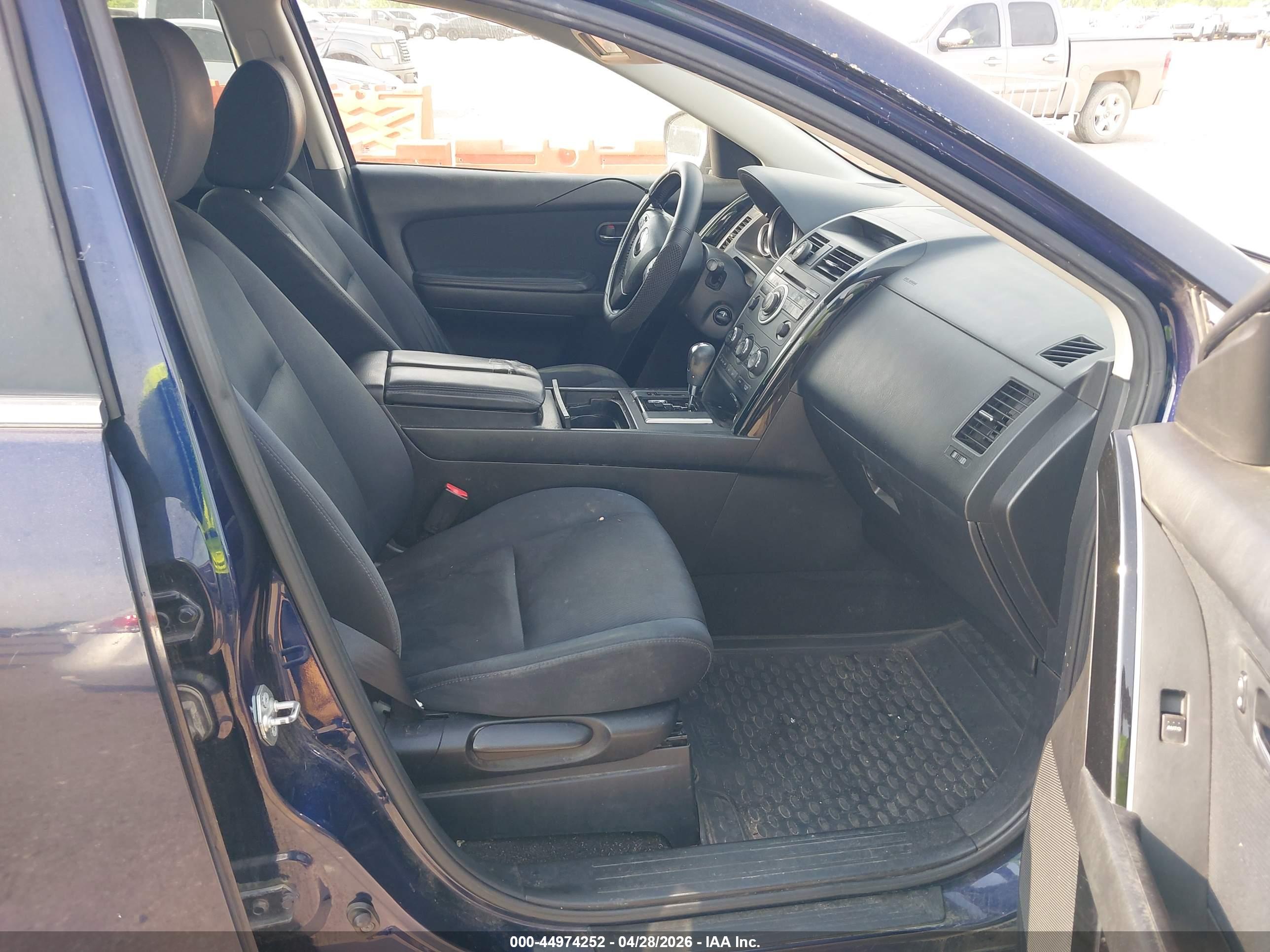 MAZDA CX-9 image 5