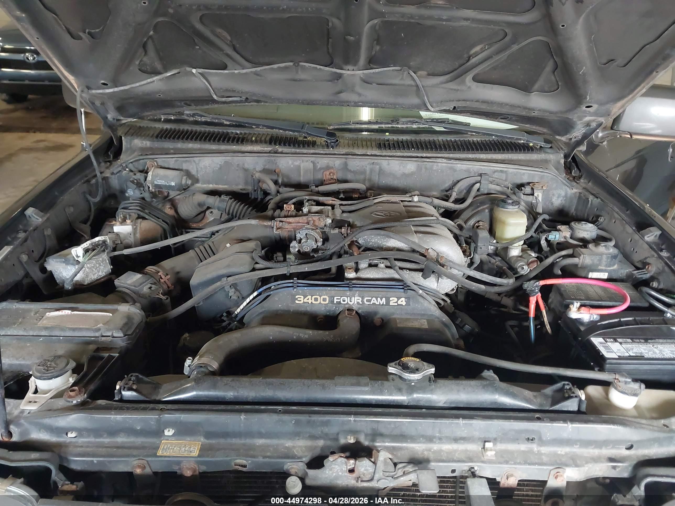 TOYOTA 4RUNNER image 10