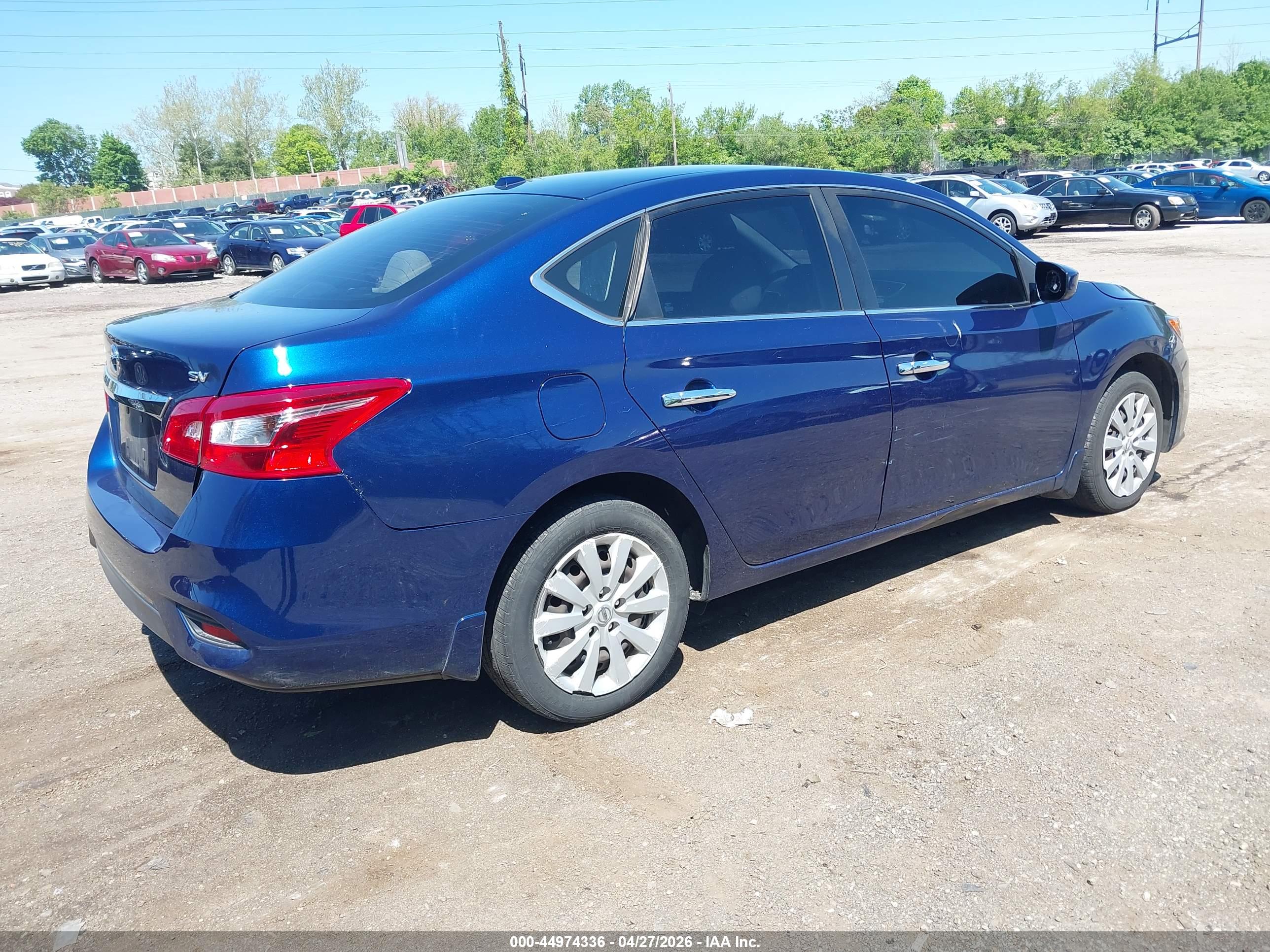 NISSAN SENTRA image 4