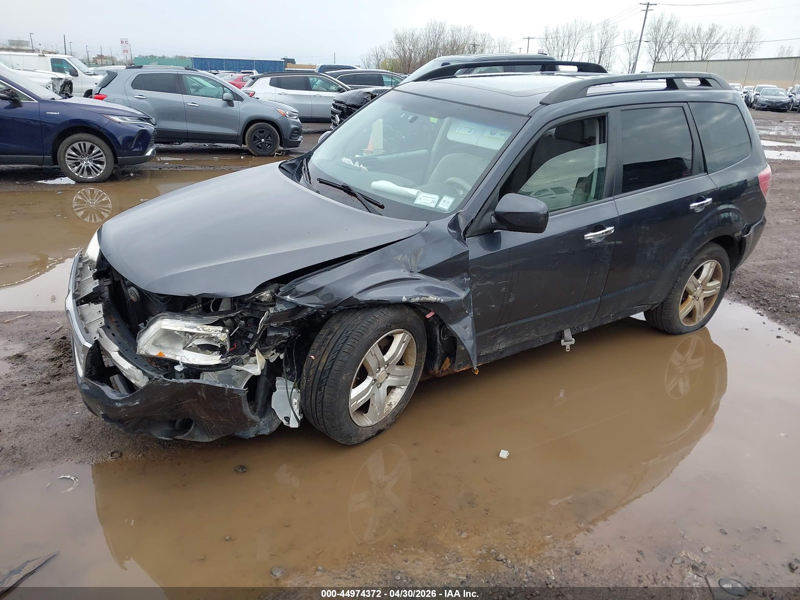 SUBARU FORESTER image 2