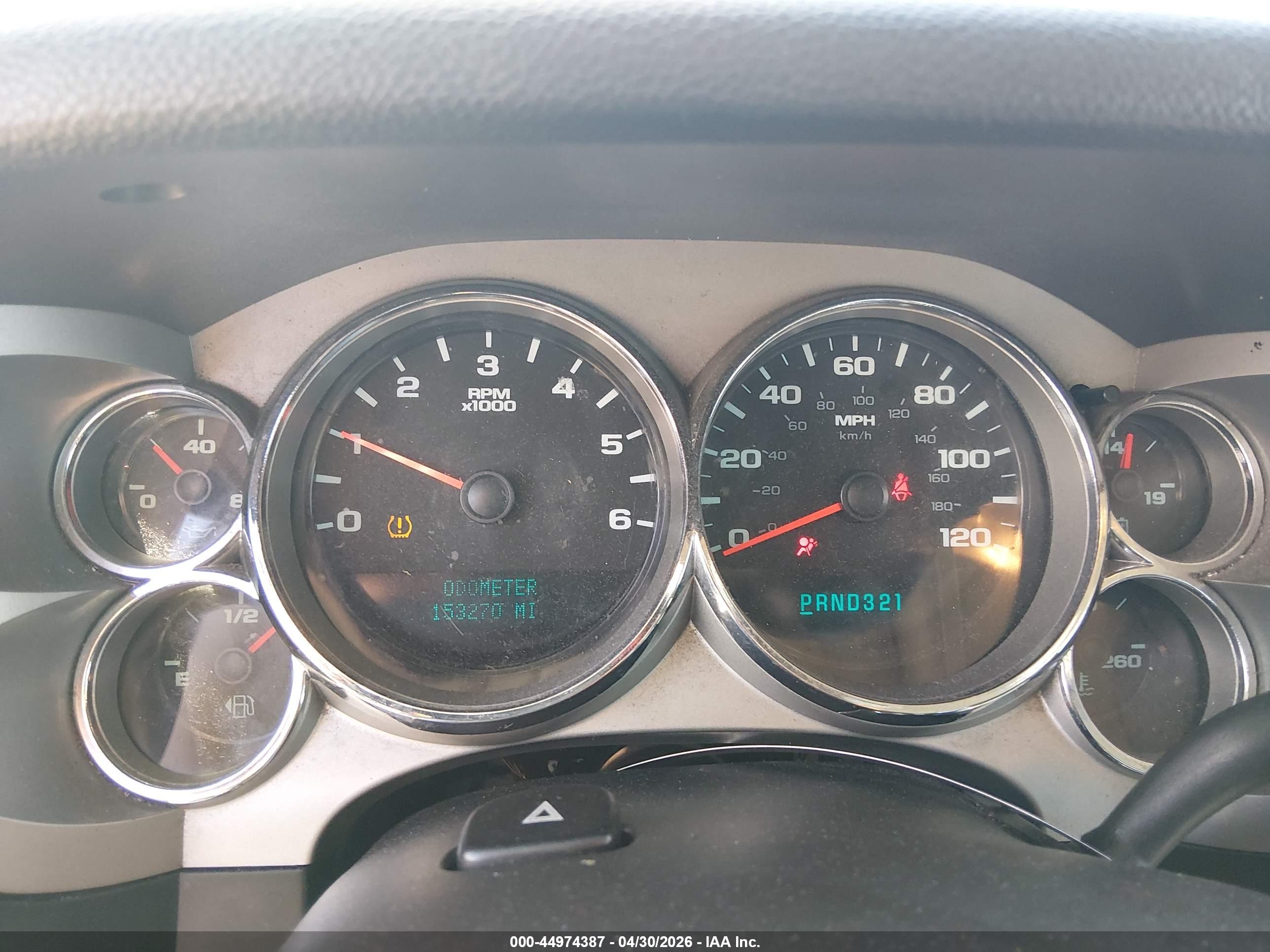 CHEVROLET SILVERADO image 7