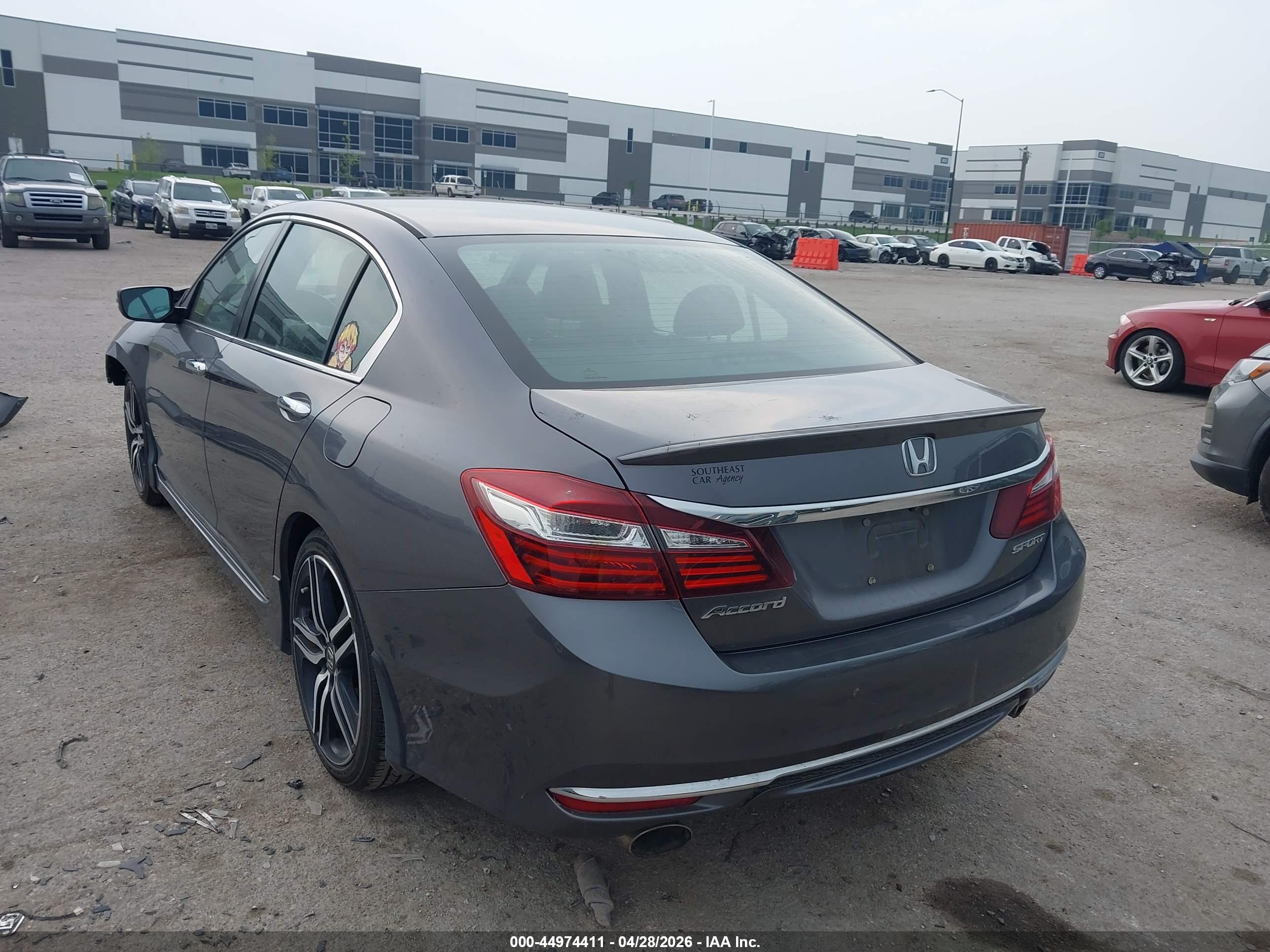 HONDA ACCORD image 3
