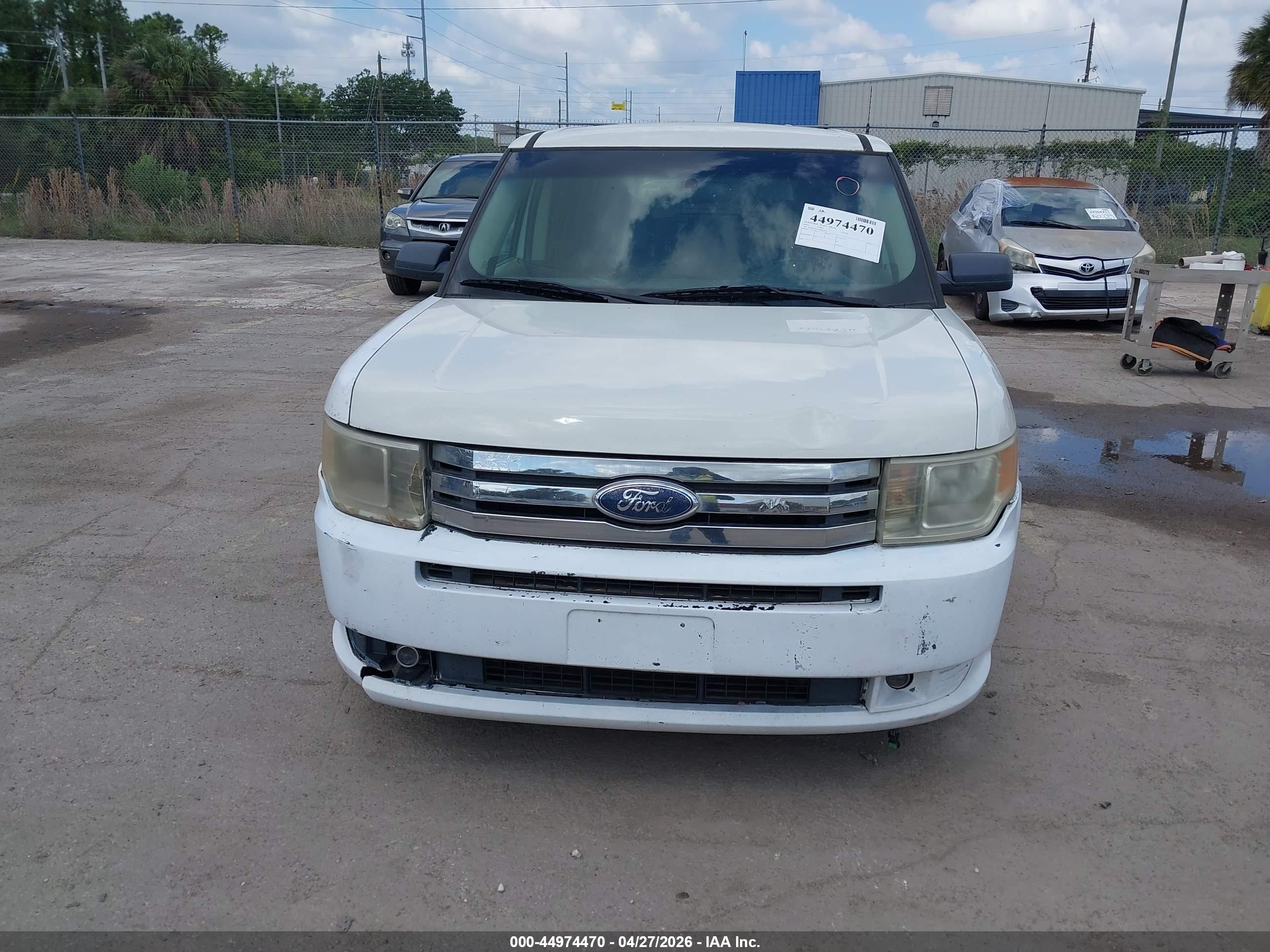 FORD FLEX image 6