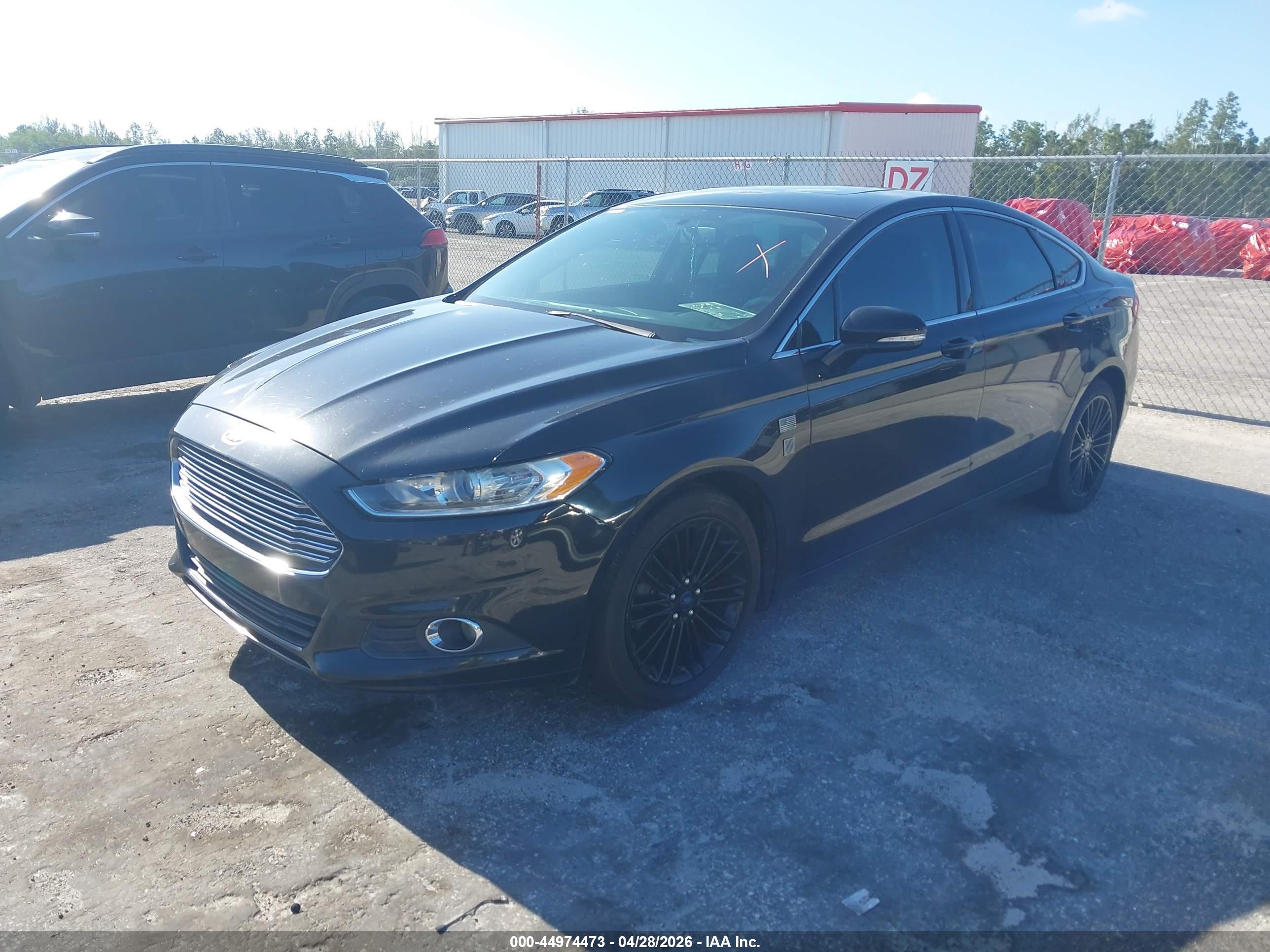 FORD FUSION image 2