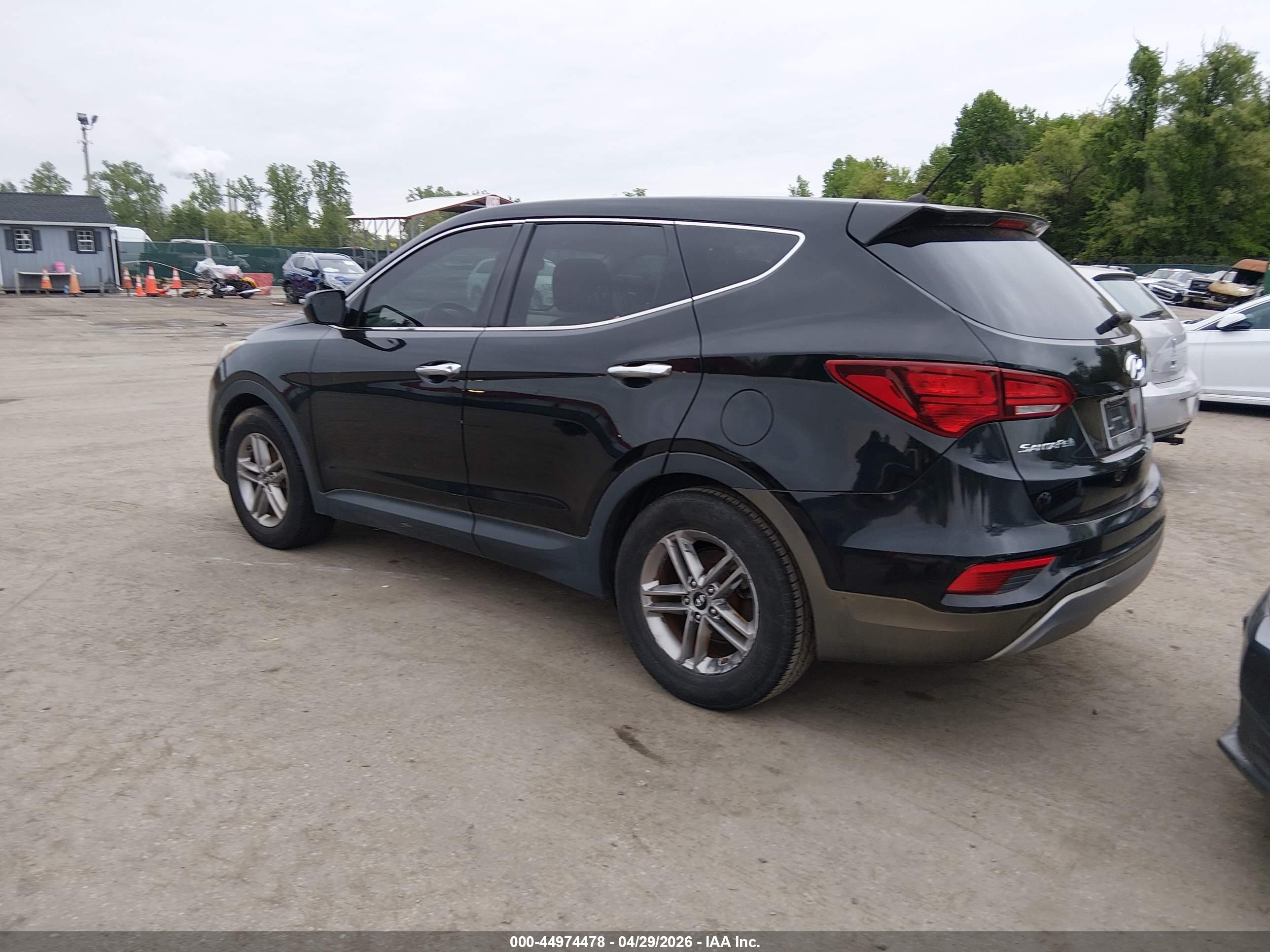 HYUNDAI SANTA image 3
