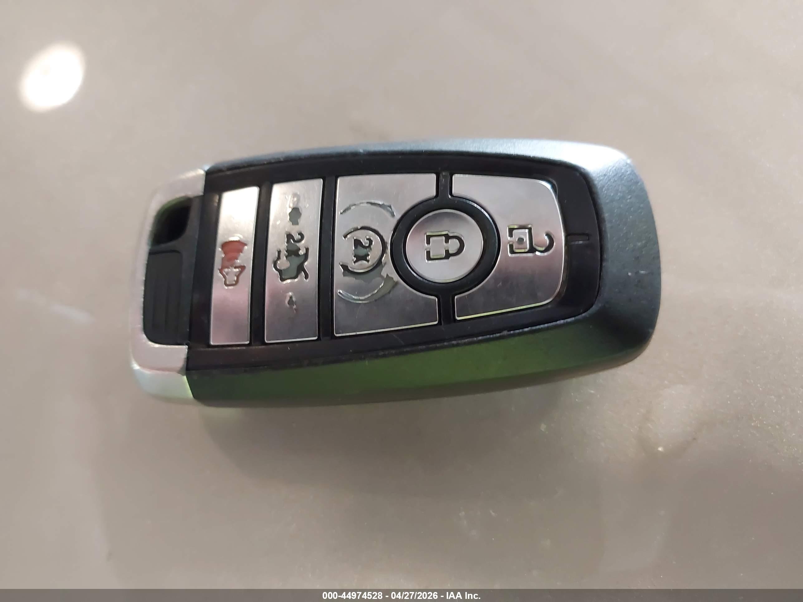 FORD FUSION image 11