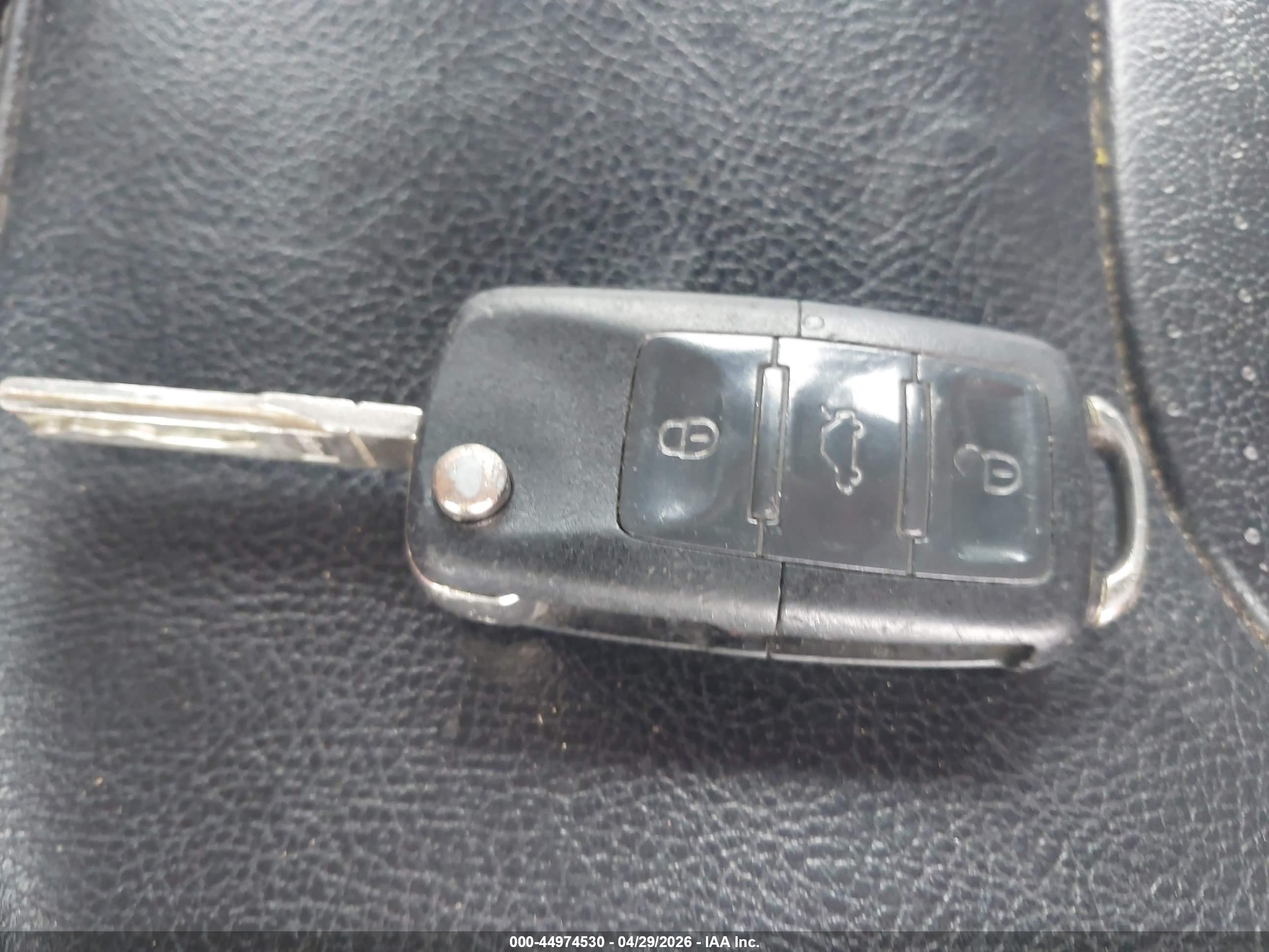 VOLKSWAGEN NEW image 11