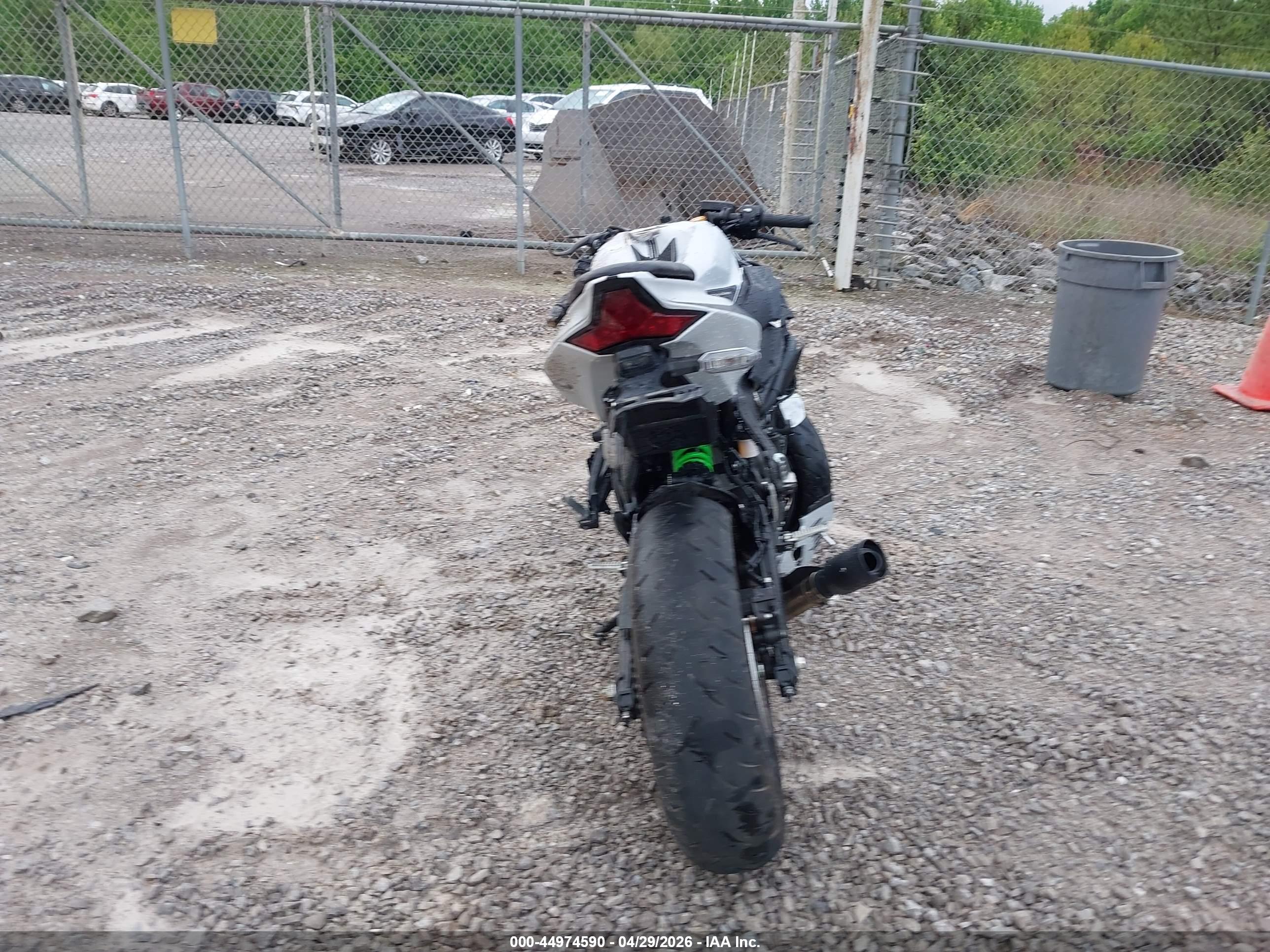 KAWASAKI ZX400 image 6