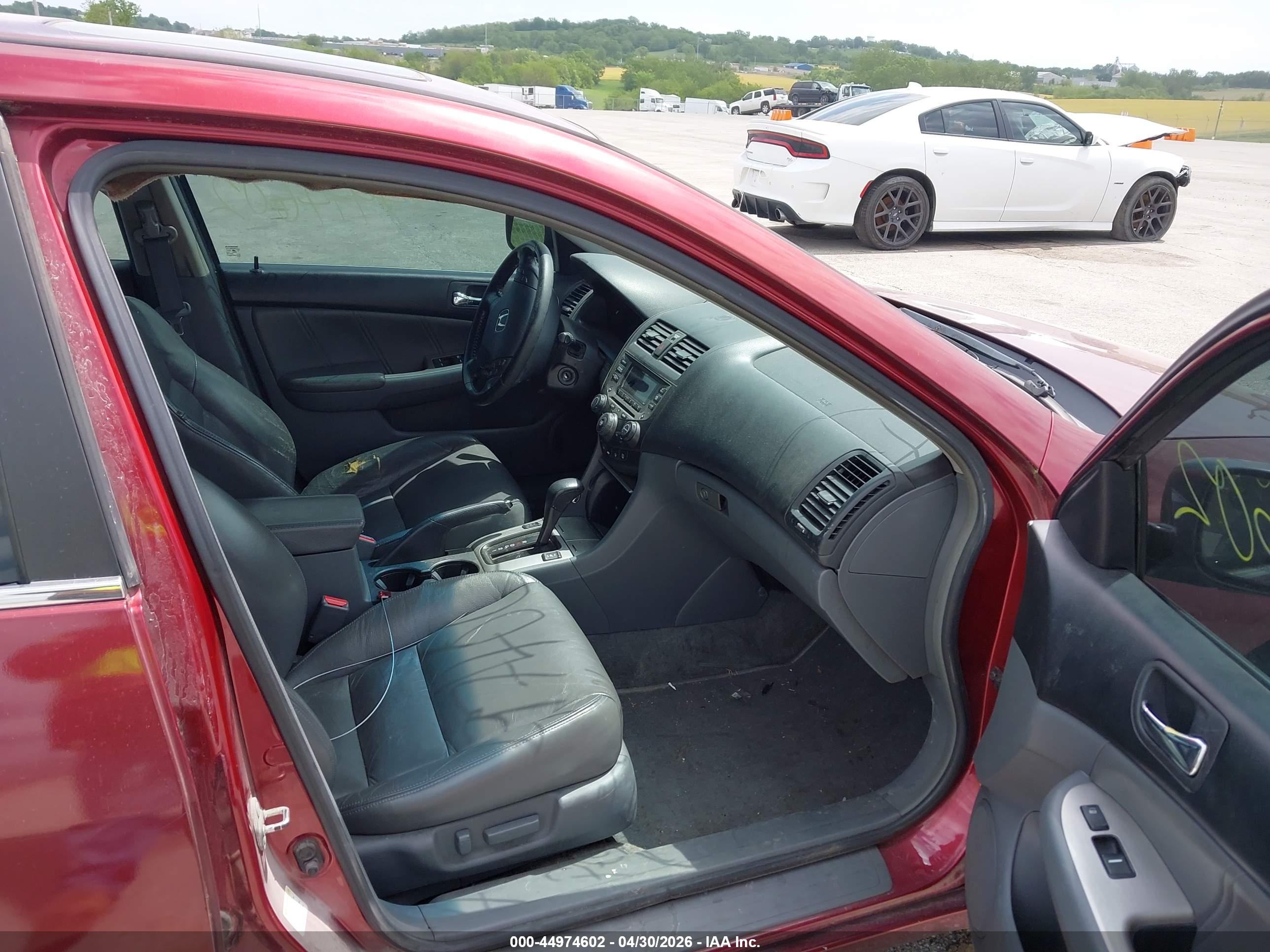 HONDA ACCORD image 5