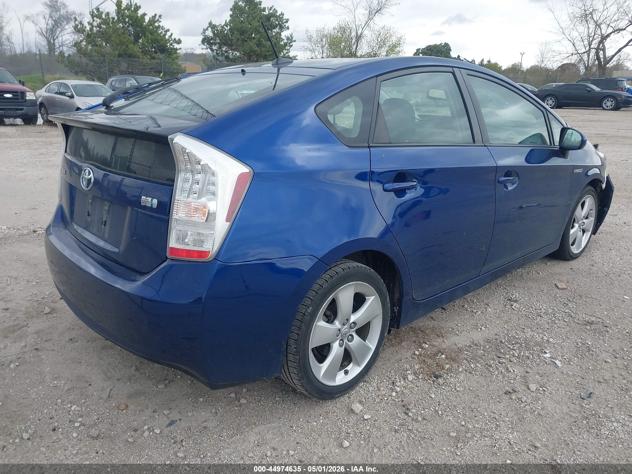 TOYOTA PRIUS image 4