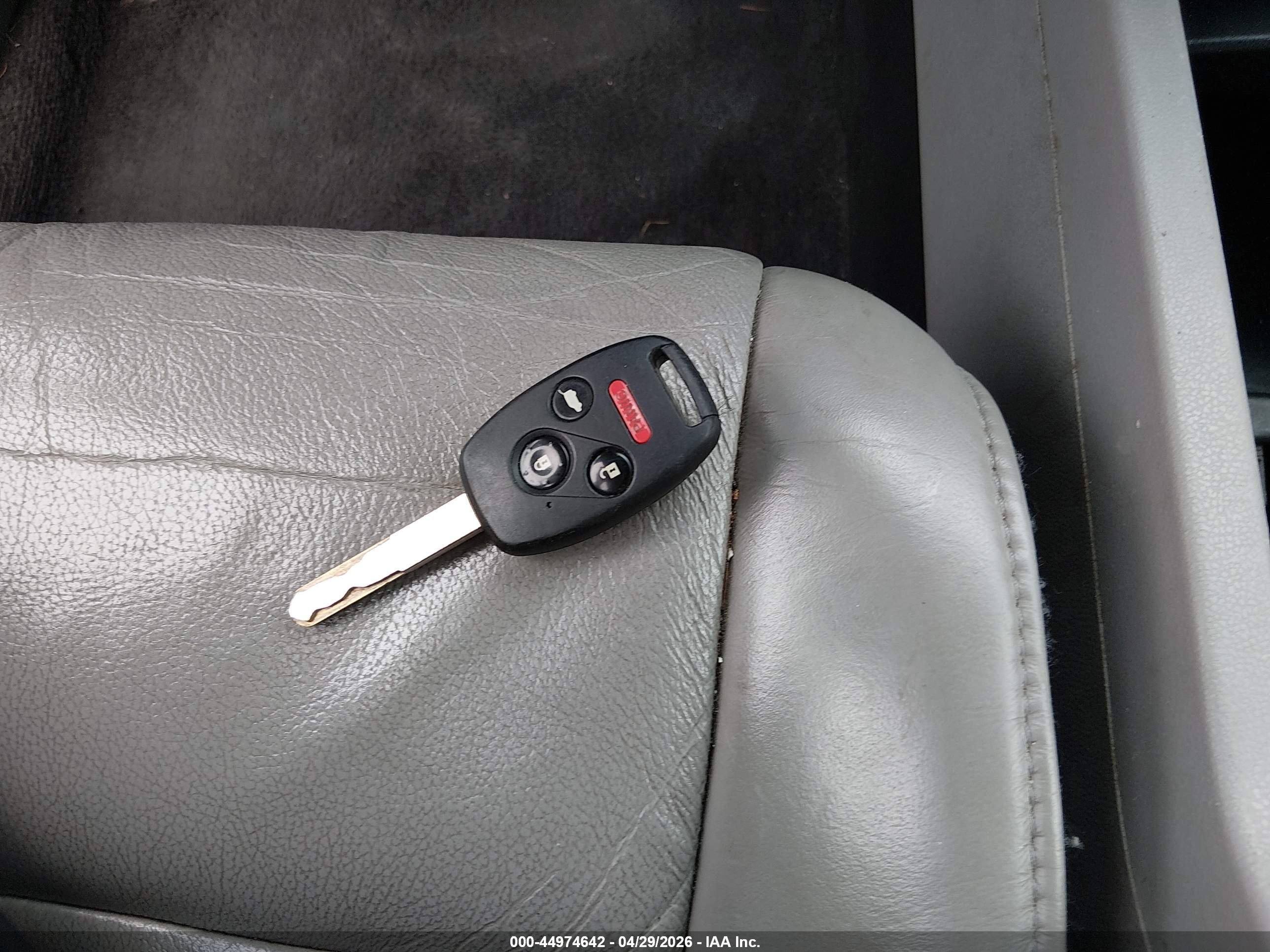 HONDA PILOT image 11