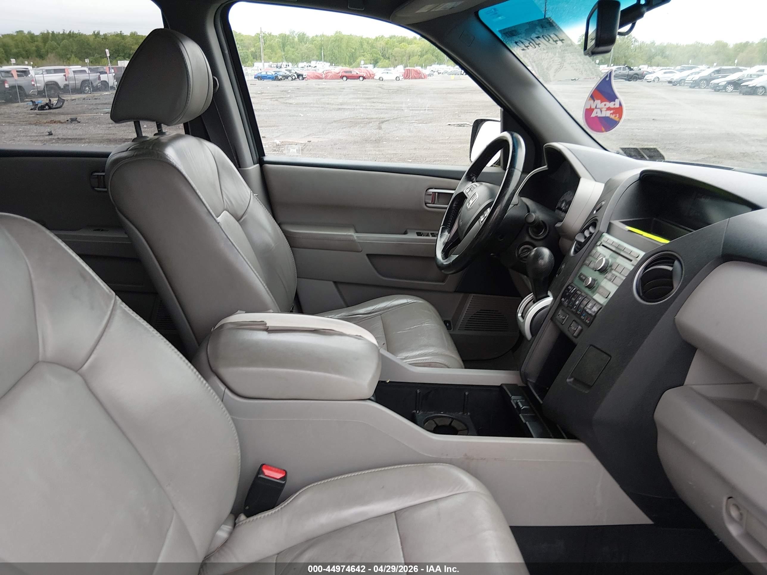 HONDA PILOT image 5