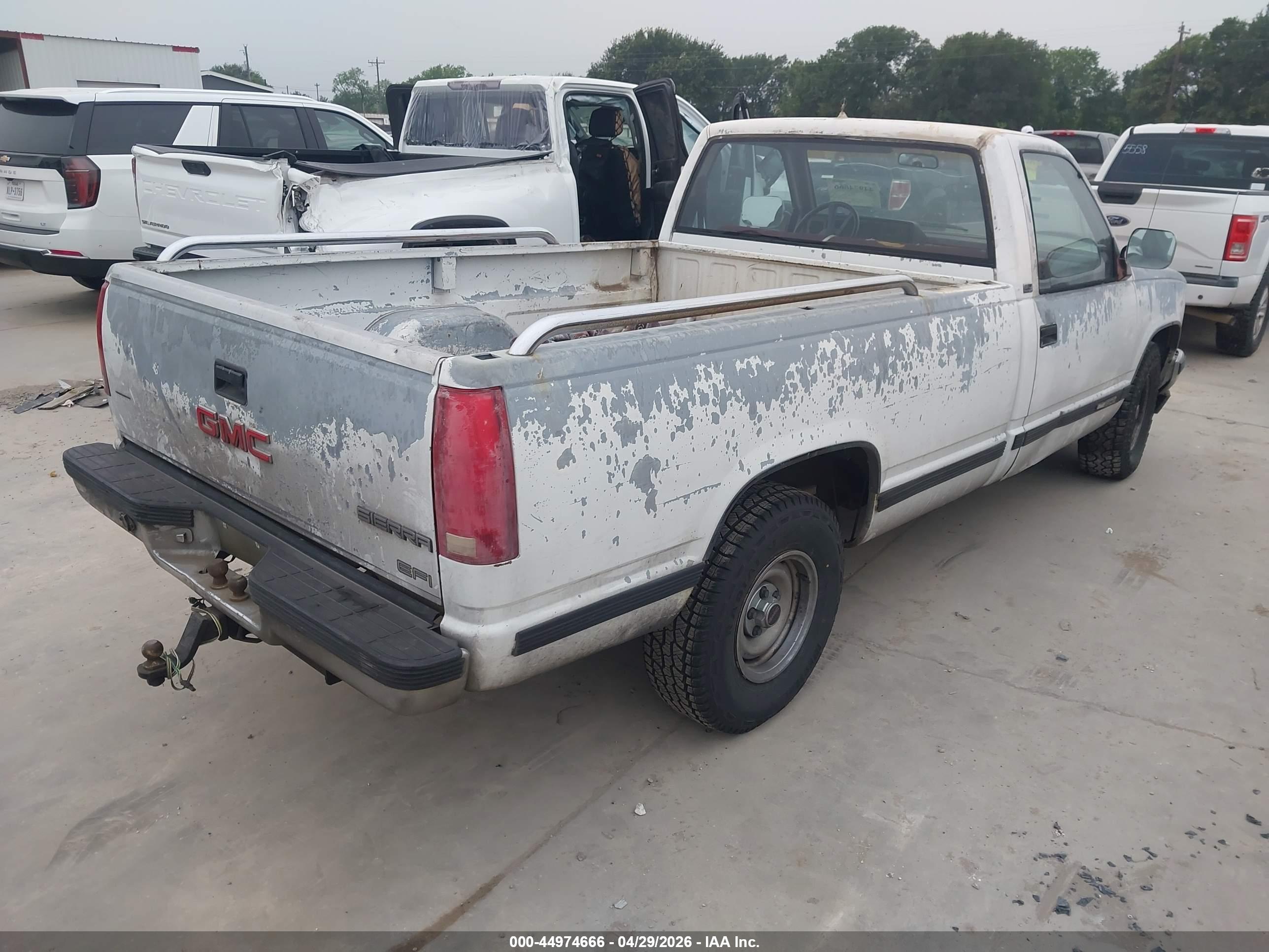 GMC SIERRA image 4