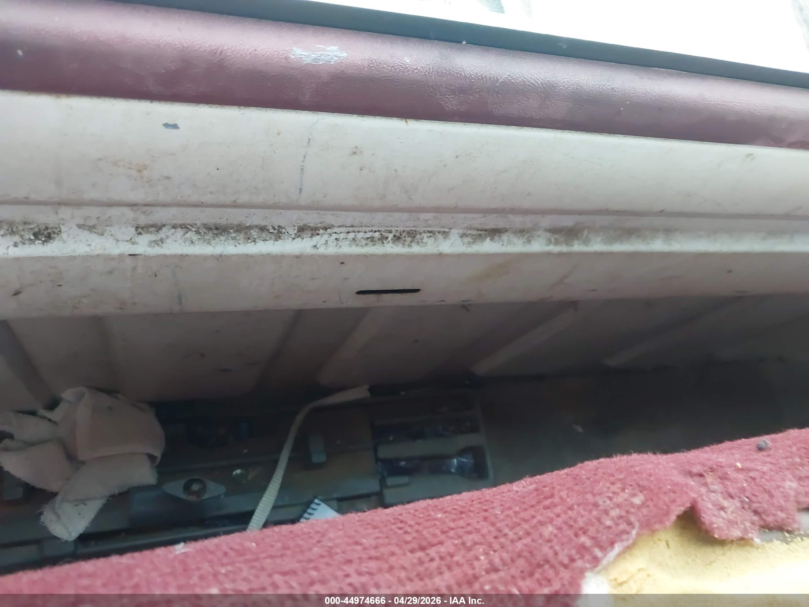 GMC SIERRA image 8