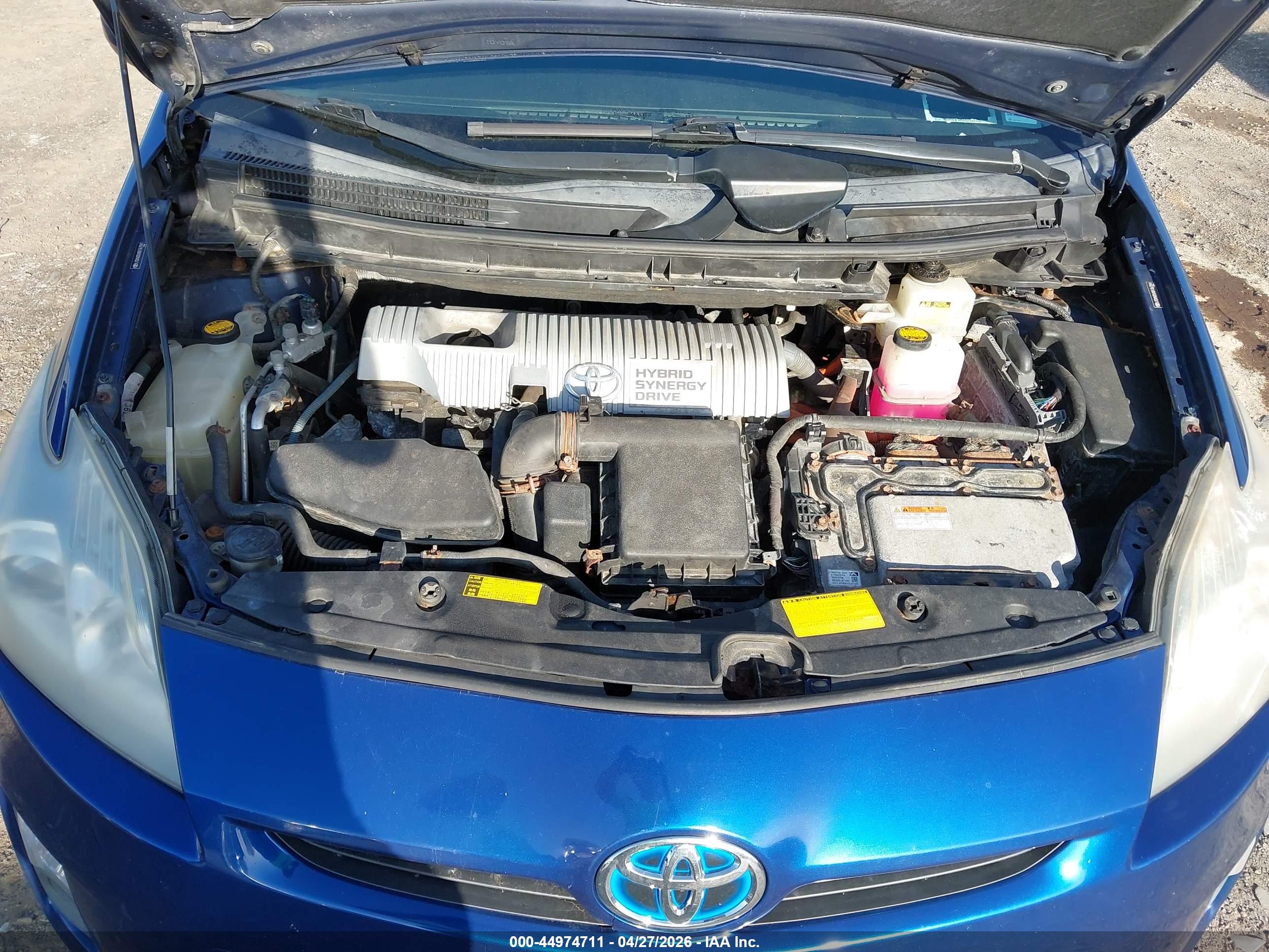 TOYOTA PRIUS image 10
